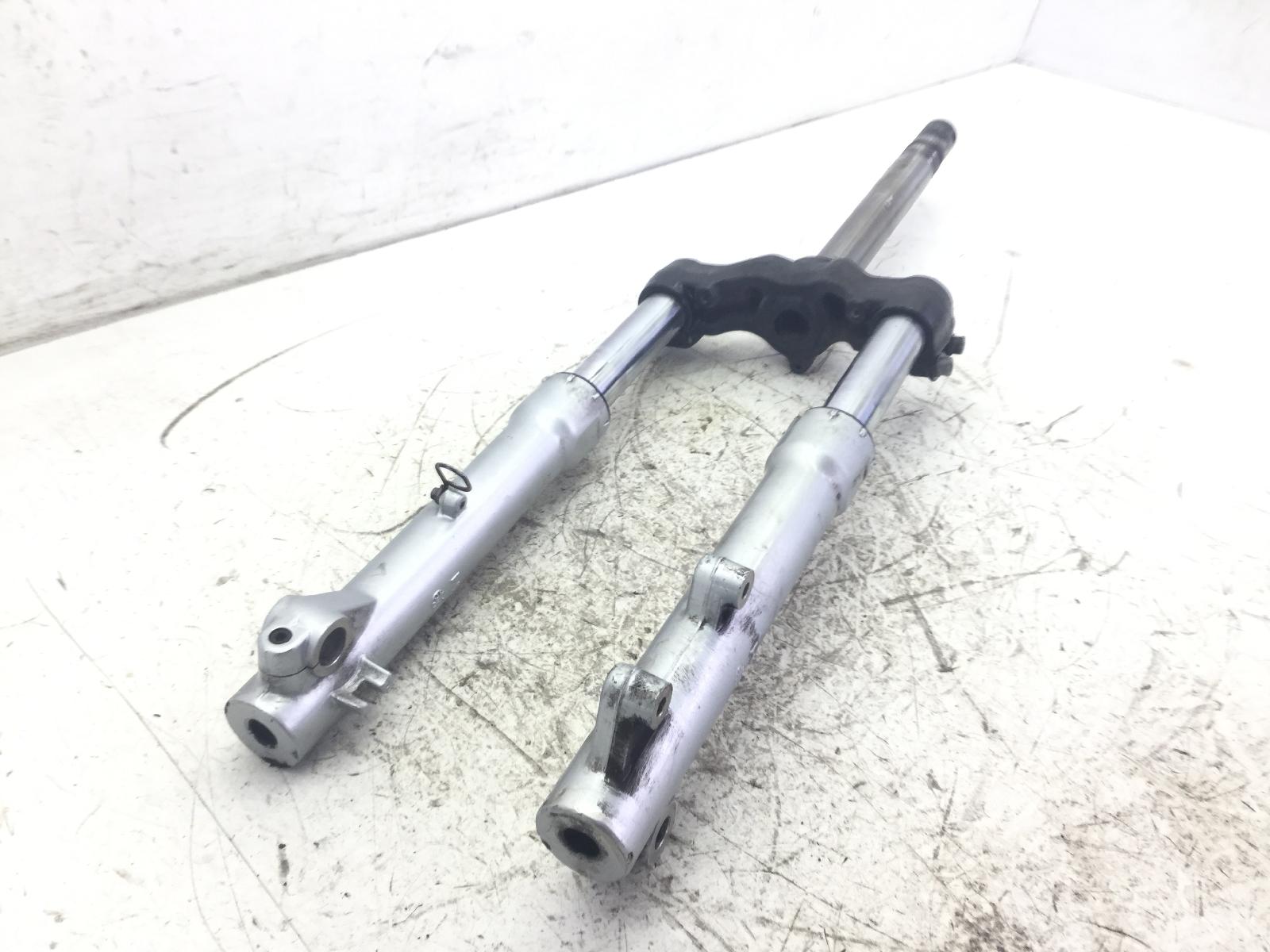 Aprilia scarabeo 250 forcelle anteriori - punti di ruggine 2004 2006 tdb01