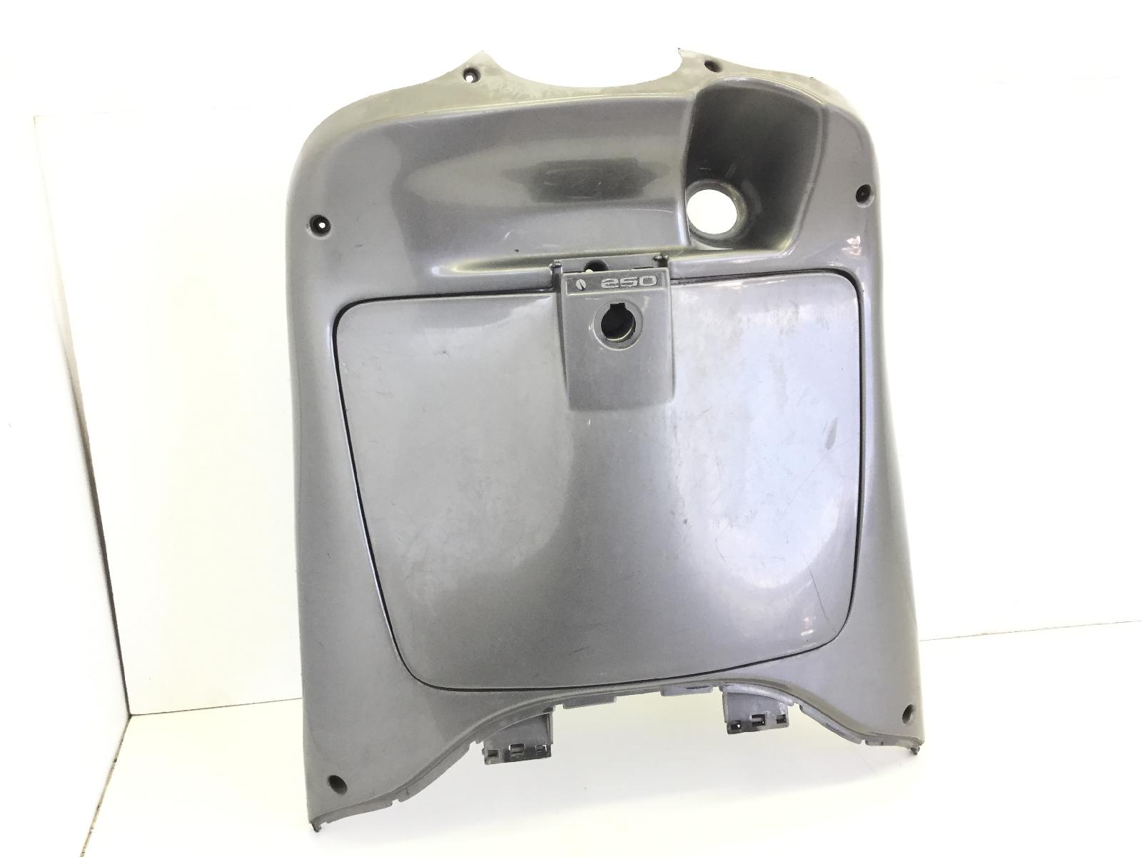 Aprilia scarabeo 250 carena controscudo retroscudo 2004 2006 tdb01