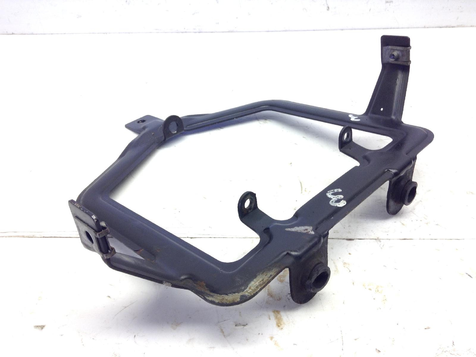 Aprilia scarabeo 250 staffa supporto elettroventola radiatore 2004 2006 tdb01