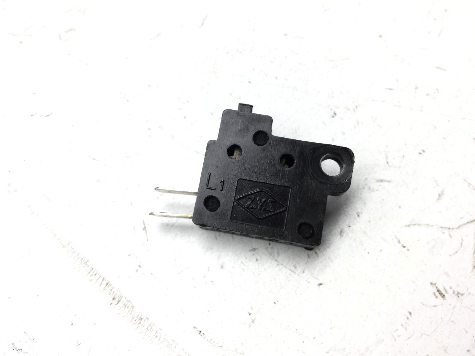 Kymco people s 250 sensore pulsante stop microstop freno posteriore 2006 2006 d20000