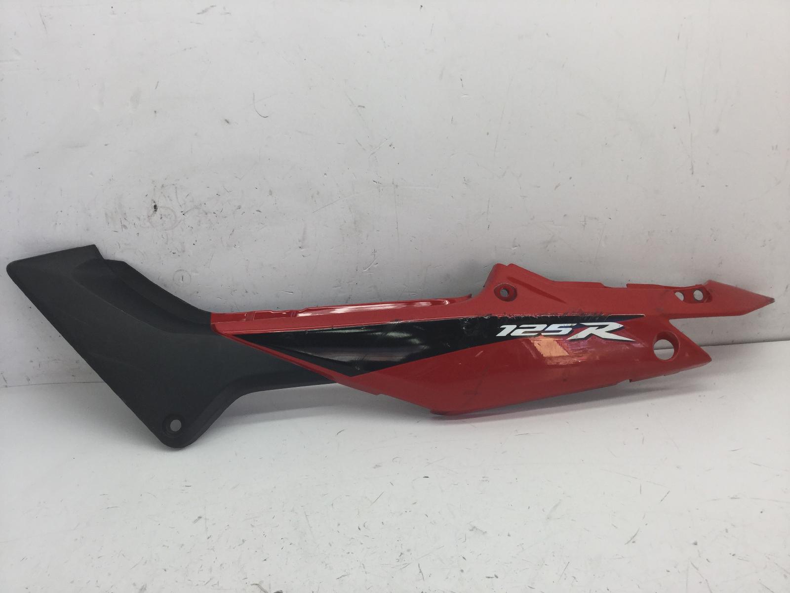 Honda cbr r 125 carena fiancata posteriore sinistra con crepa 2007 2007 mlhjc39a