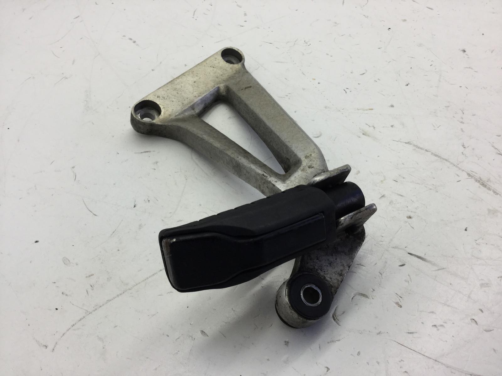 Honda cbr r 125 pedana posteriore destra + supporto 2007 2007 mlhjc39a
