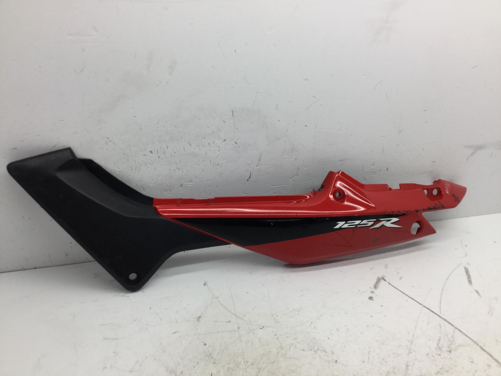 Honda cbr r 125 carena fiancata posteriore sinistra 2007 2007 mlhjc39a
