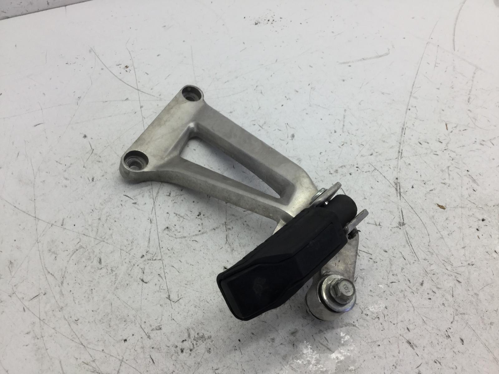 Honda cbr r 125 pedana posteriore destra e supporto 2007 2007 mlhjc39a