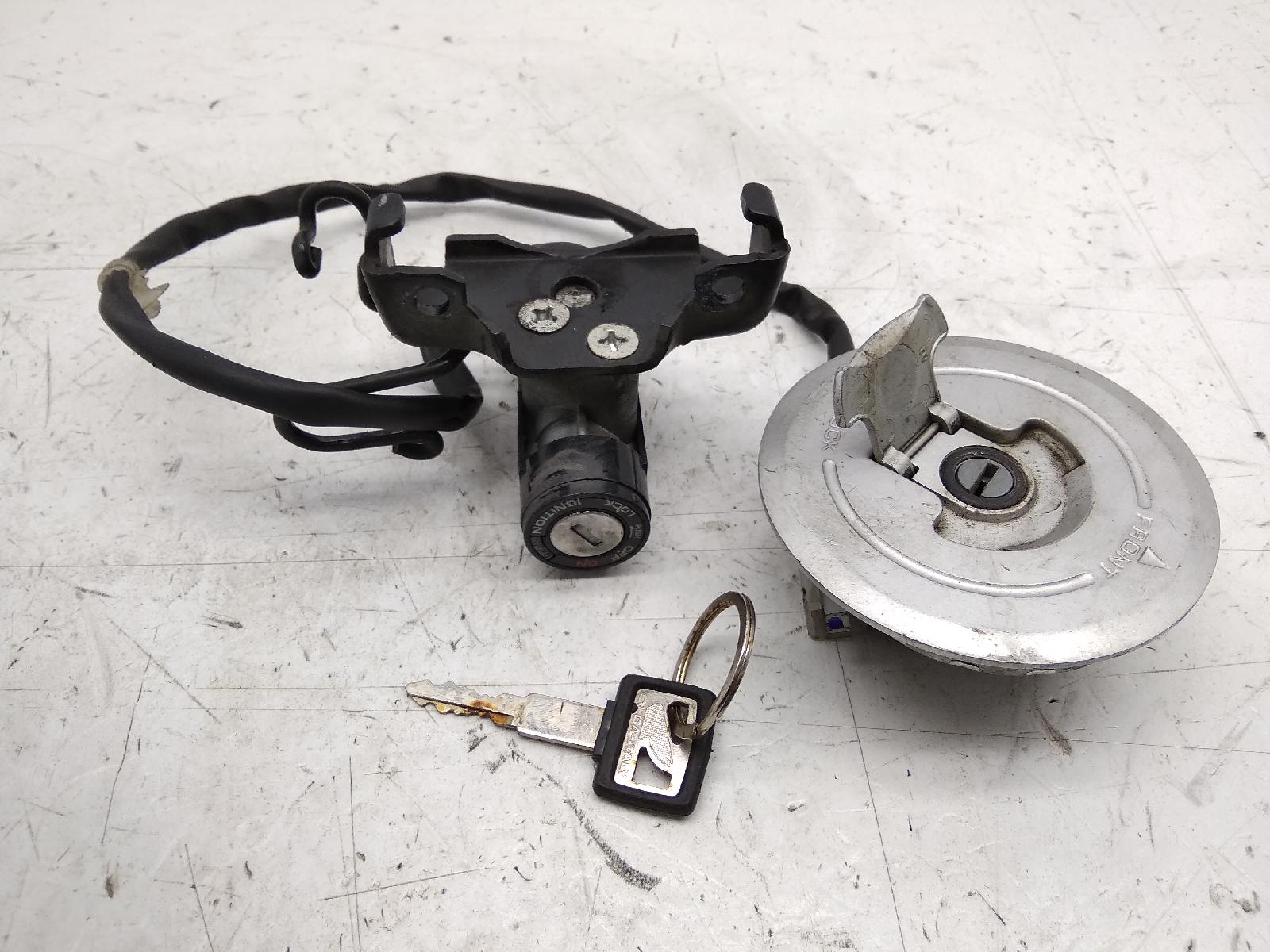 Honda cbr r 125 blocchetto accensione chiave con tappo benzina 2007 2007 mlhjc39a