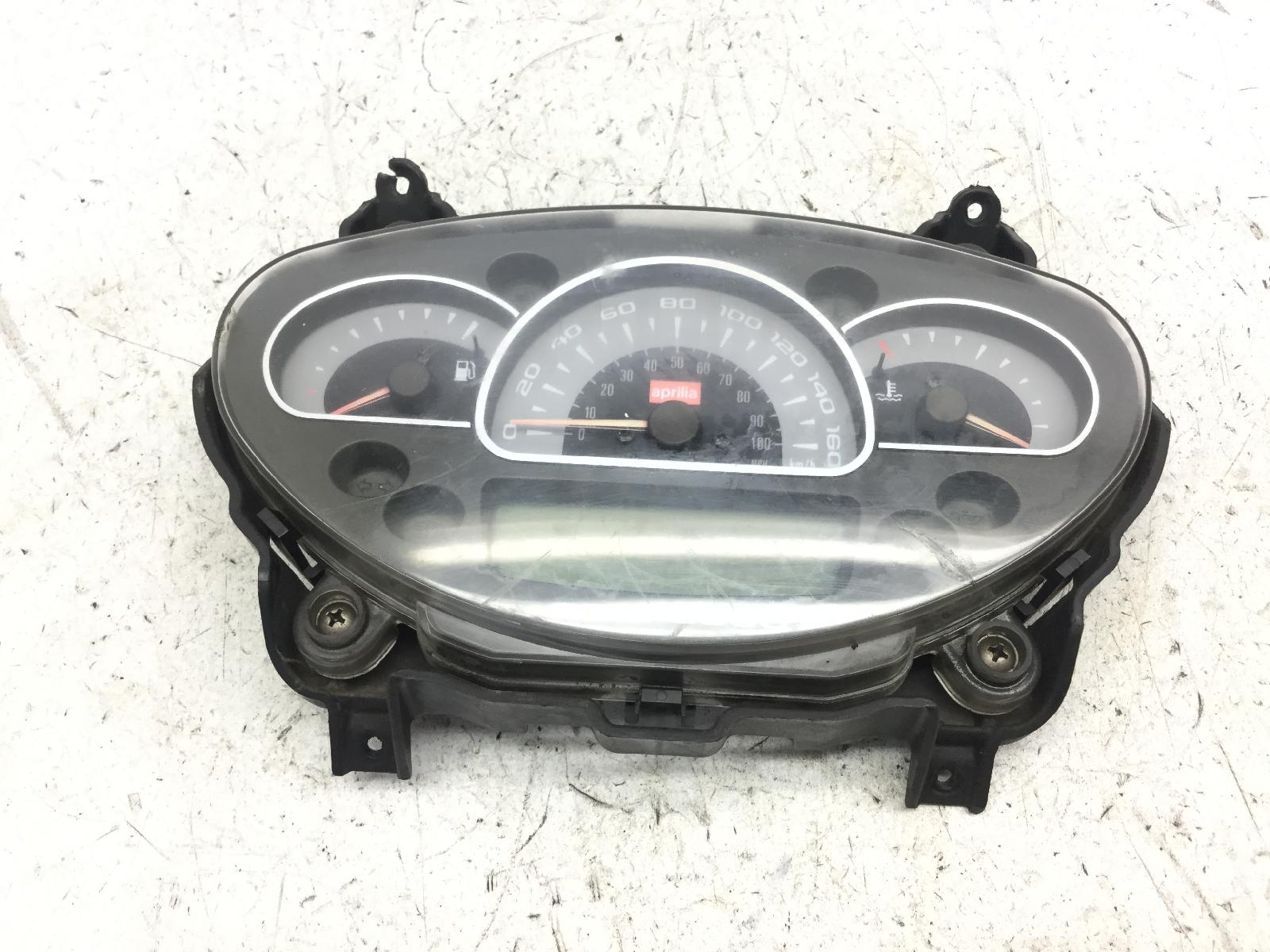 Aprilia scarabeo ie light 125 strumentazione contachilometri tachimetro 2009 2009 rbg00
