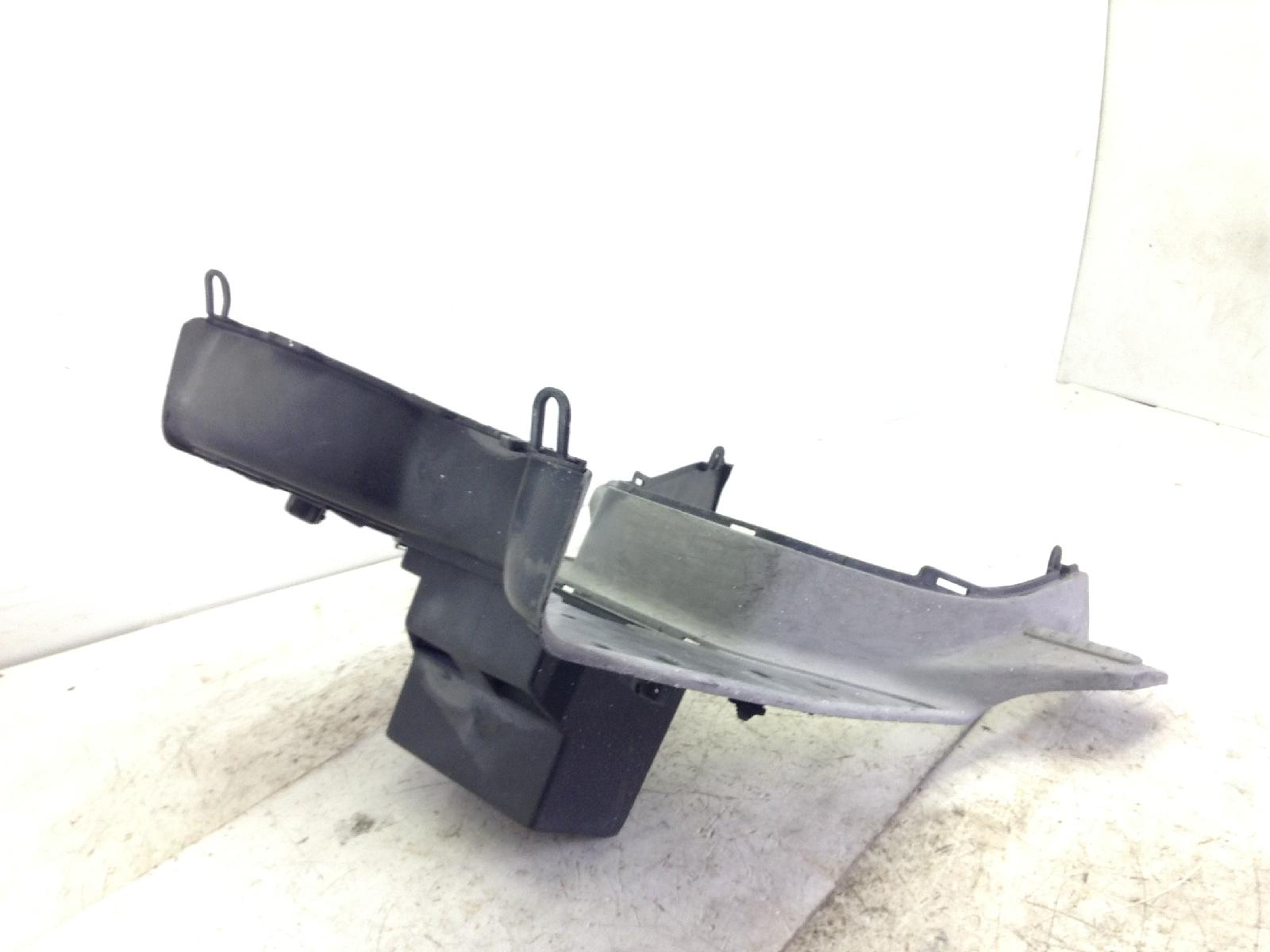 Aprilia scarabeo ie light 125 carena pedana pavimento poggiapiedi 2009 2009 rbg00