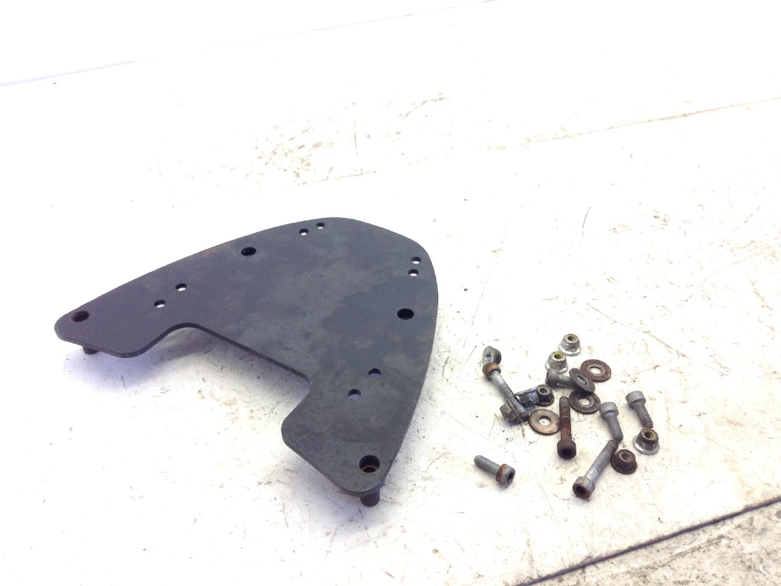 Aprilia scarabeo ie light 125 staffa supporto bauletto e viti 2009 2009 rbg00