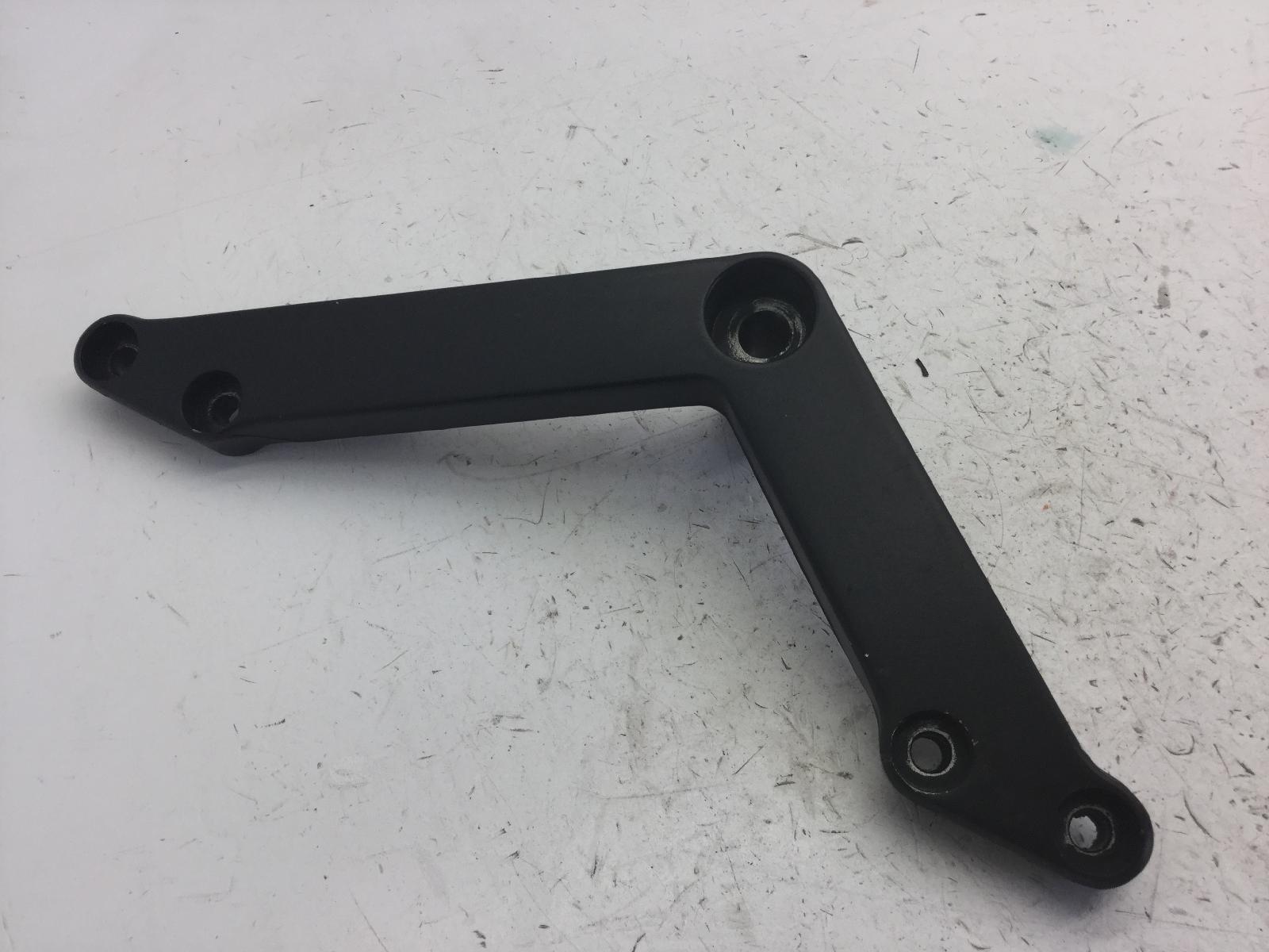 Suzuki dl v-strom 650 staffa supporto motore destro 2011 2011 b1112