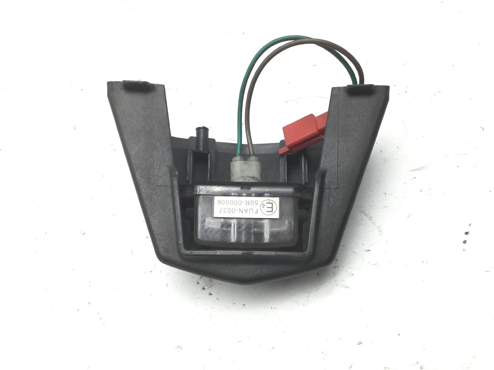 Kymco downtown i 300 luce targa posteriore e coperchio 2009 2010 v20000