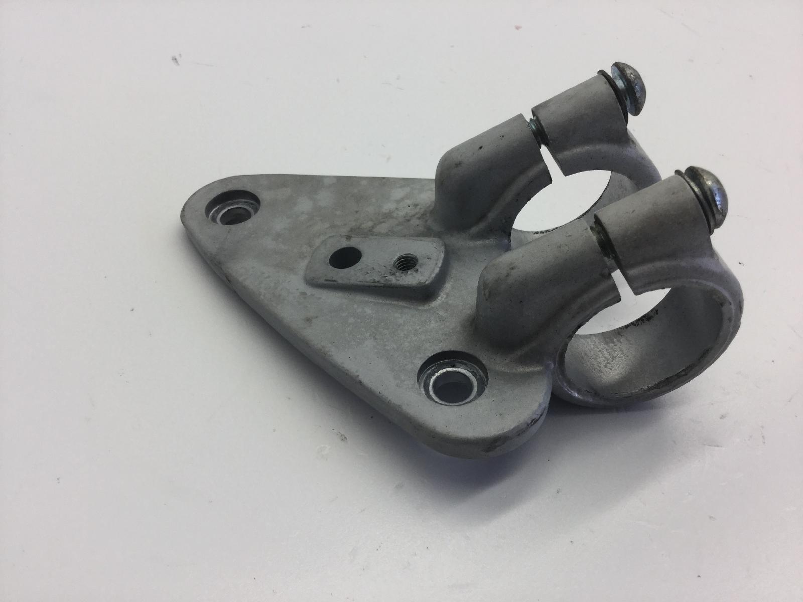 Gilera dna gp experience 50 supporto freccia anteriore destro 2003 2004 c2700