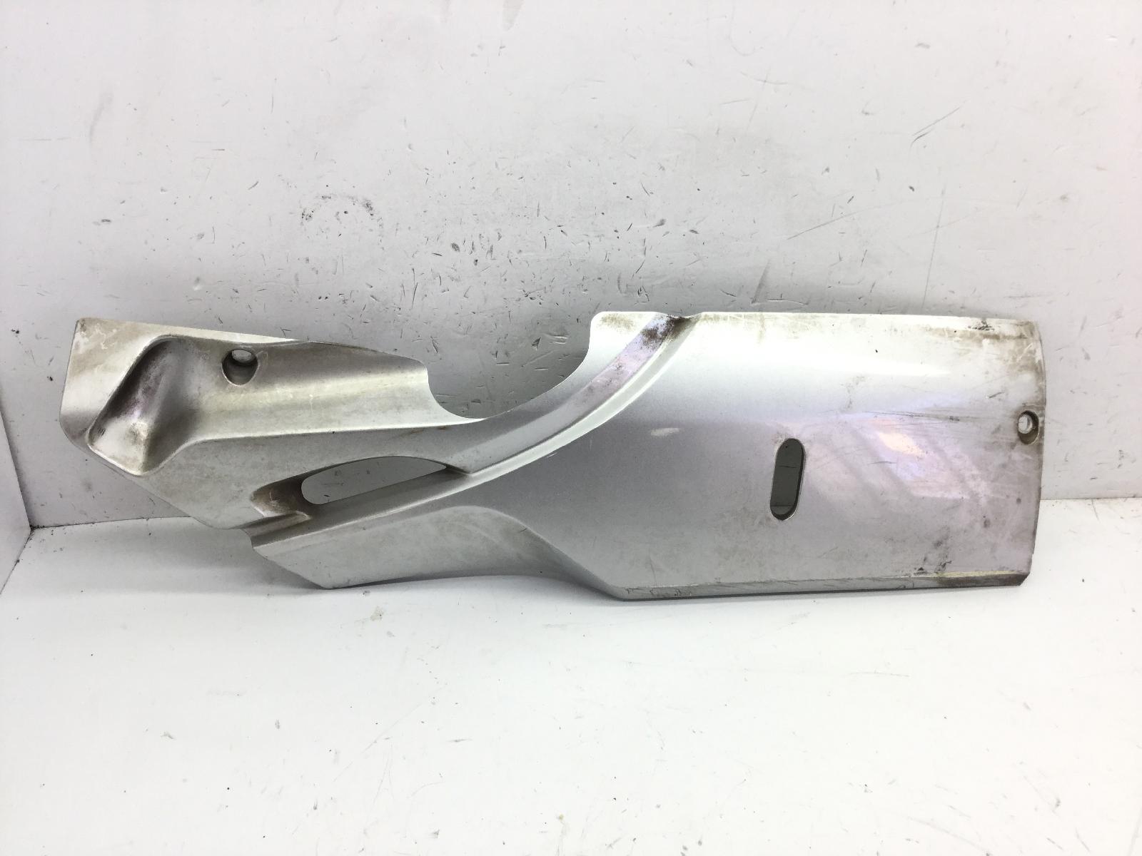 Honda pantheon 150 carena sottopedana sinistra 2 attacchi rotti 2003 2003 zdckf06a03f