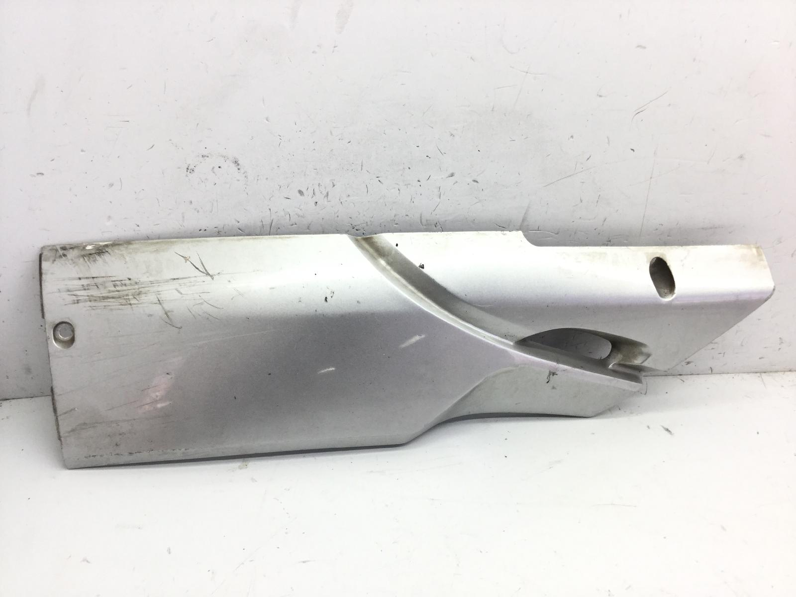 Honda pantheon 150 carena sottopedana destra - 2 attacchi rotti 2003 2003 zdckf06a03f
