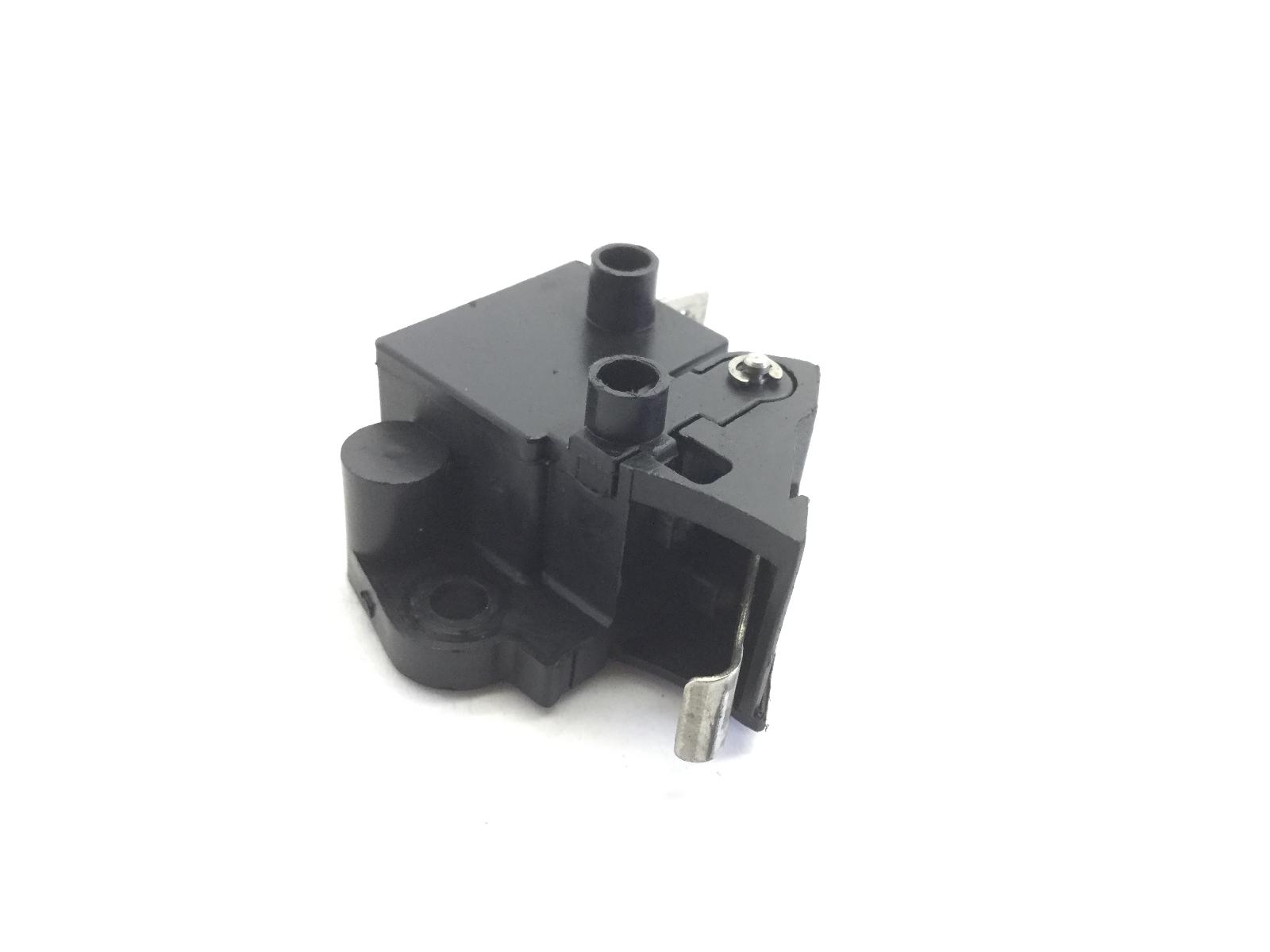 Honda pantheon 150 sensore stop microstop pompa freno posteriore sinistra 2003 2003 zdckf06a03f