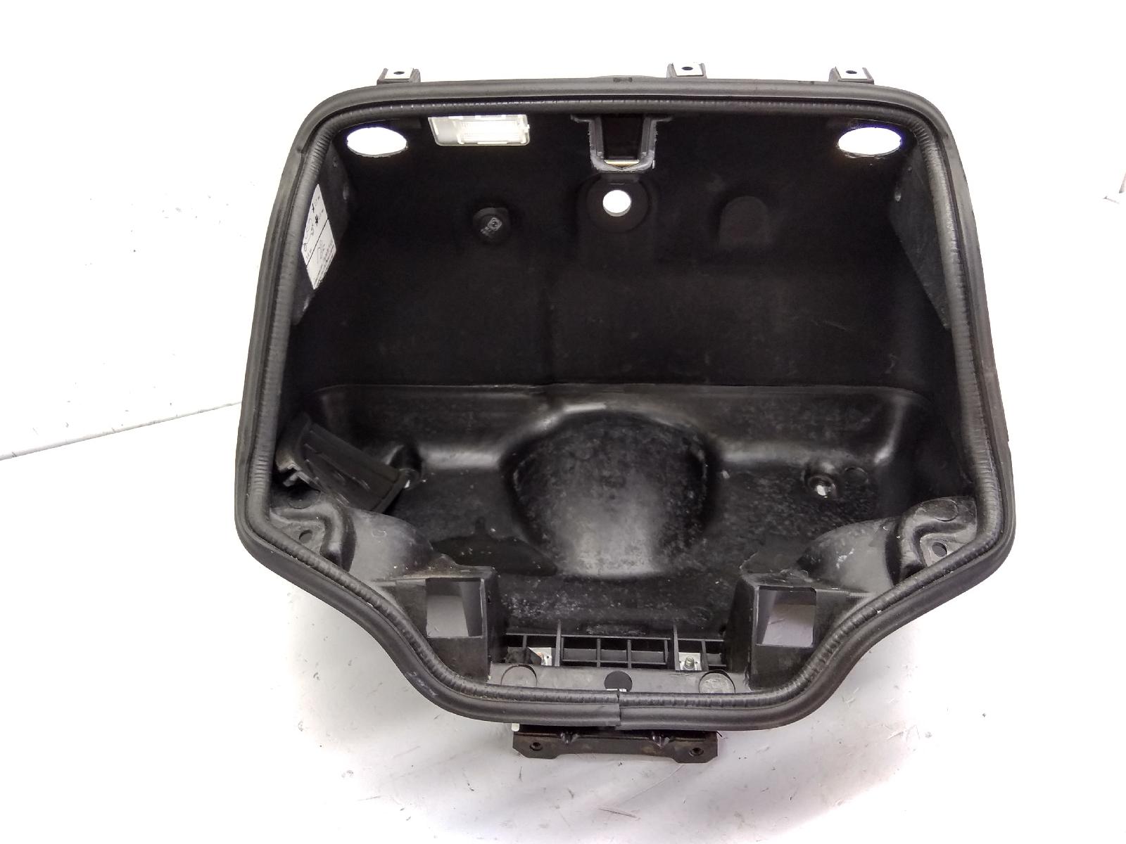 Piaggio hexagon 250 carena bauletto vano portacasco posteriore 1998 2000 m1400