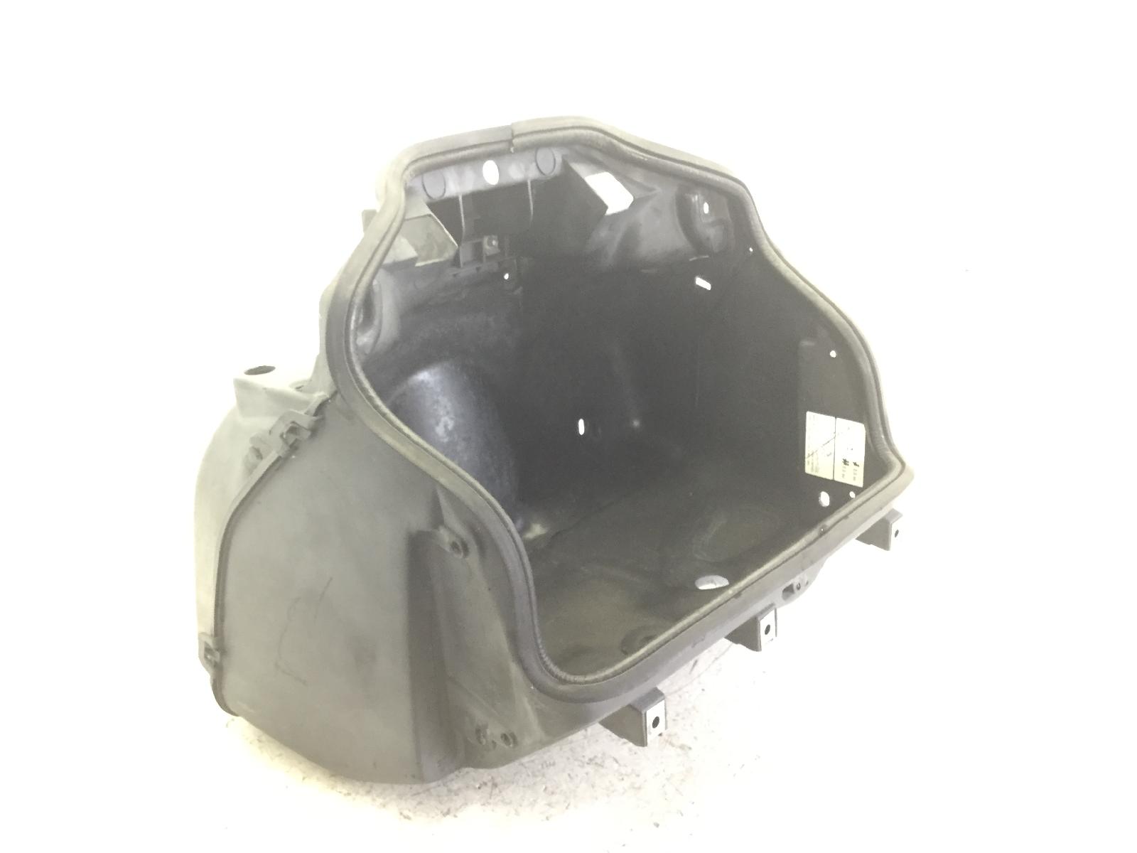 Piaggio hexagon 250 carena bauletto vano portacasco posteriore 1998 2000 m1400