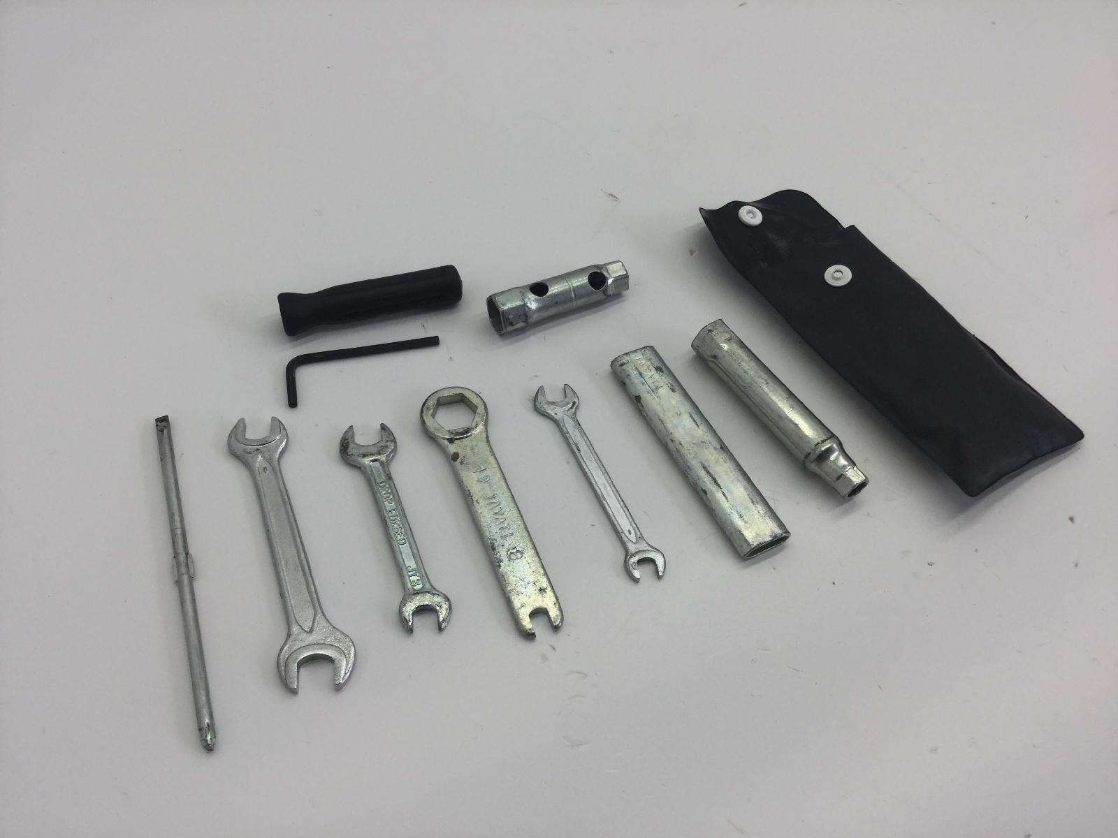 Peugeot looxor tsdi 50 kit attrezzi di bordo 2002 2006 vgab1aa1a
