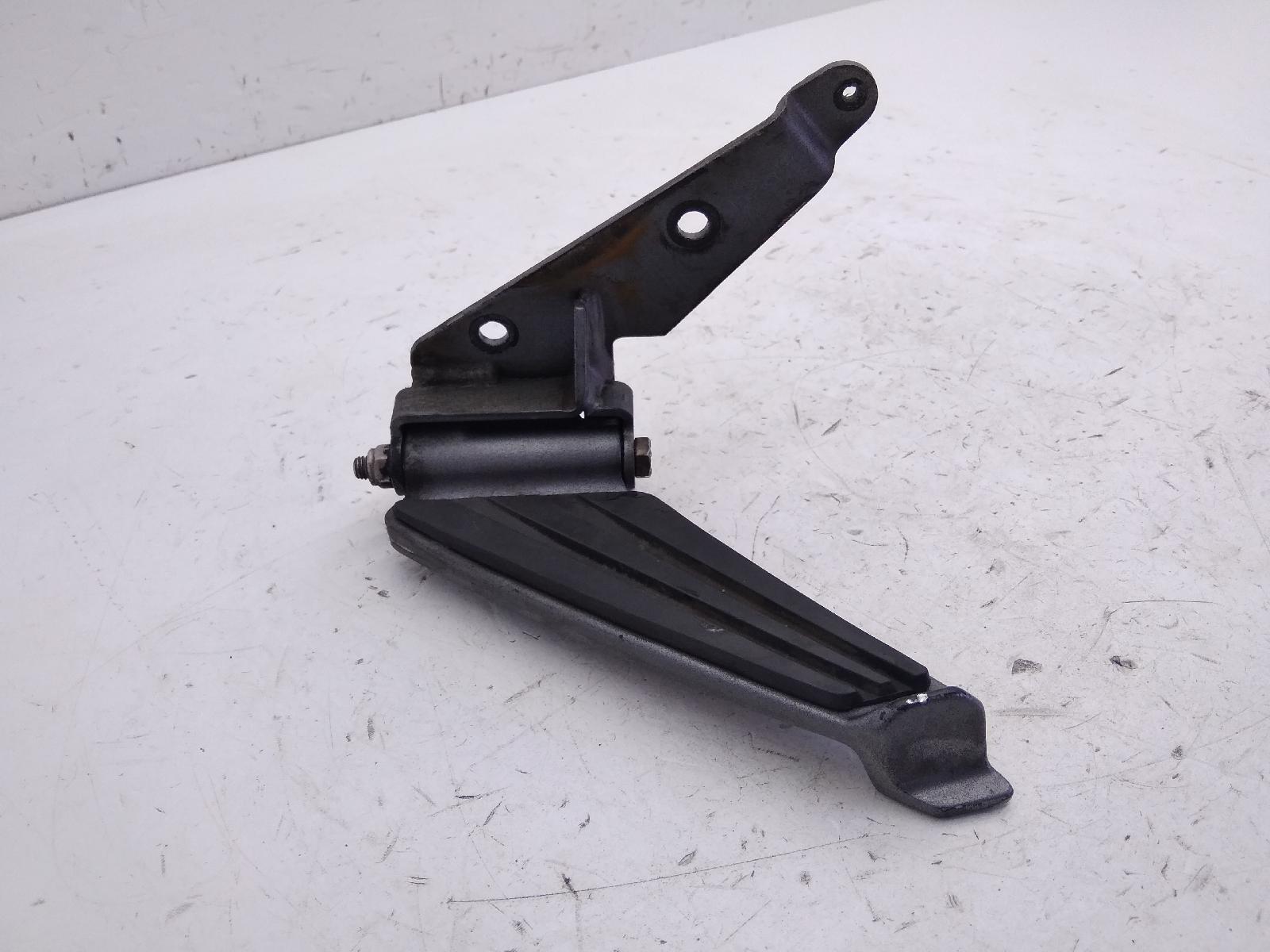 Peugeot geopolis 4v ie 125 pedana posteriore sinistra e supporto 2007 2007 n2aa