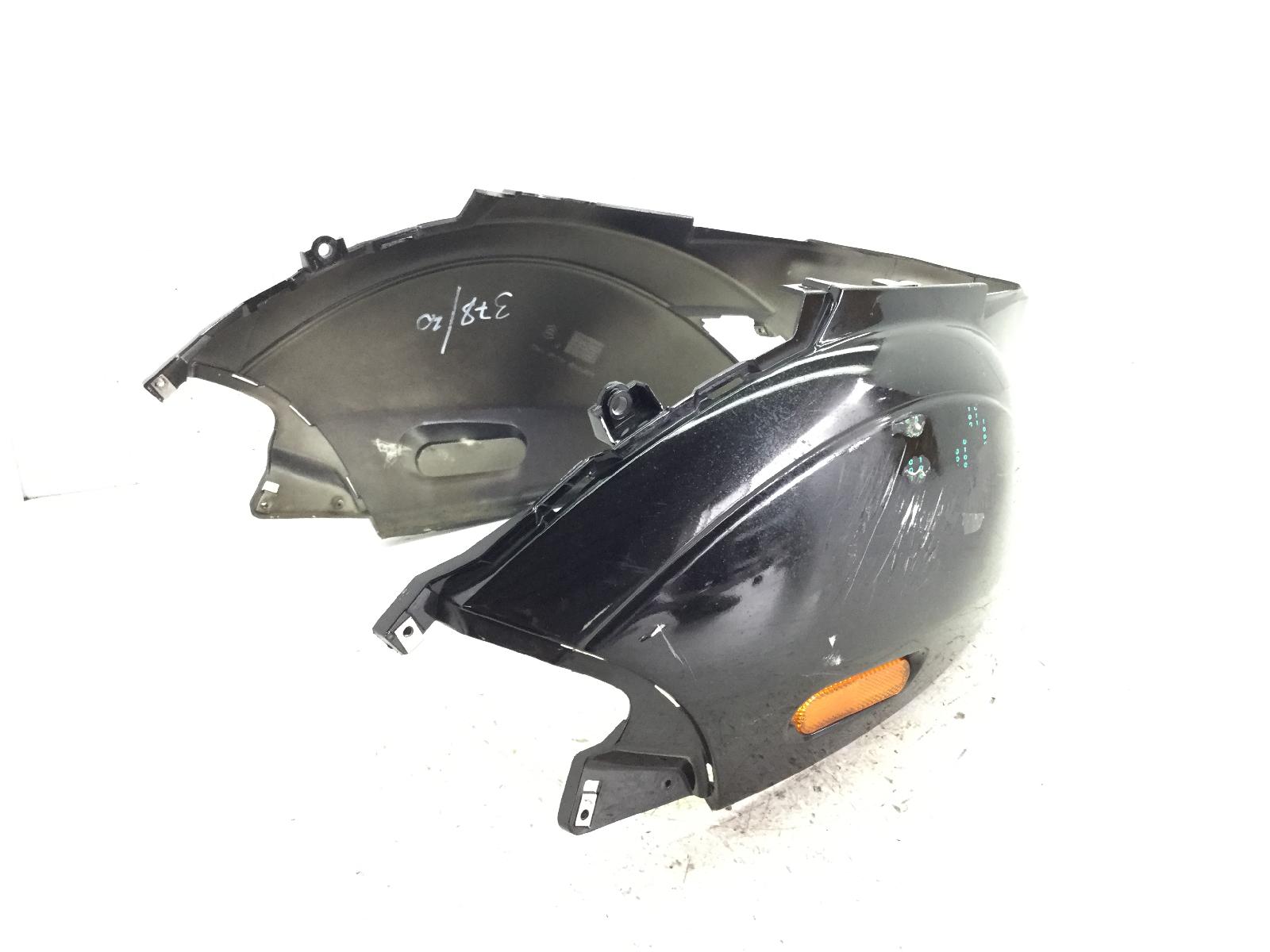 Piaggio zip 2t 50 carena fiancate coda codone posteriore 2000 2004 c25000