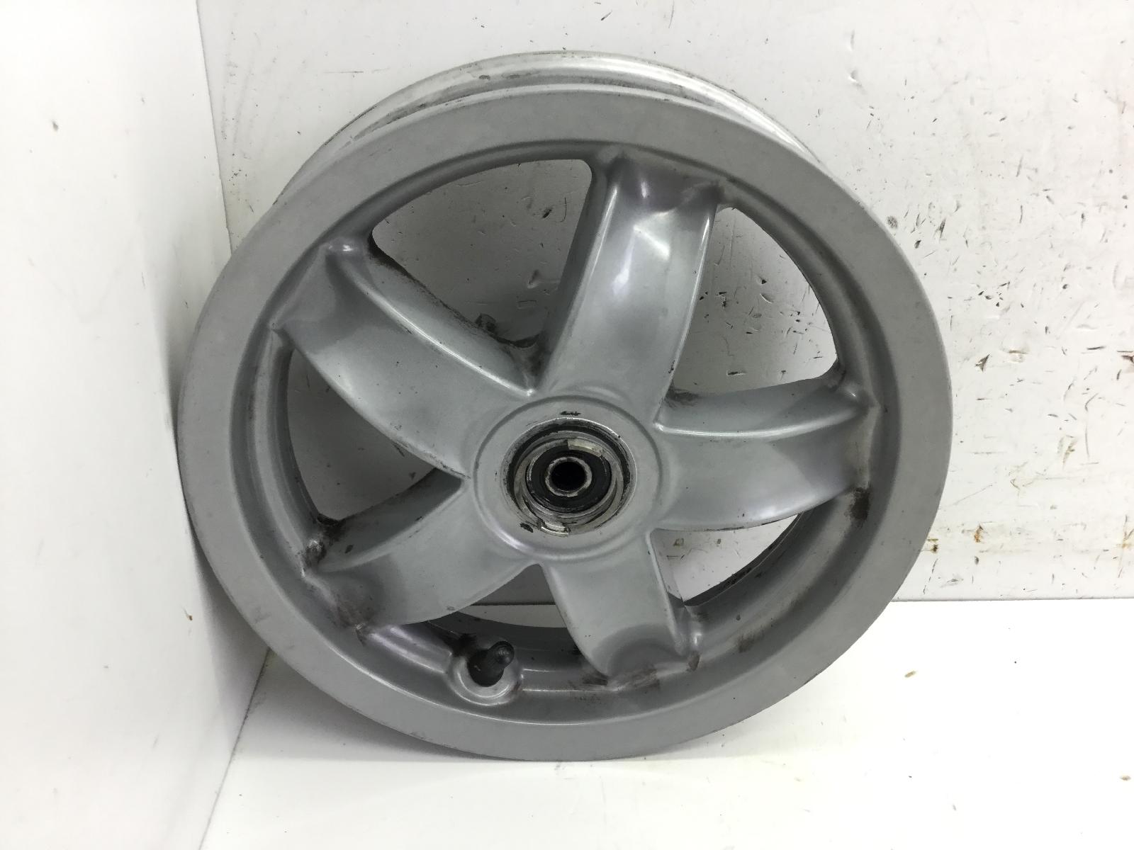 Piaggio zip 2t 50 cerchio ruota anteriore 10 x 2.15 2000 2004 c25000