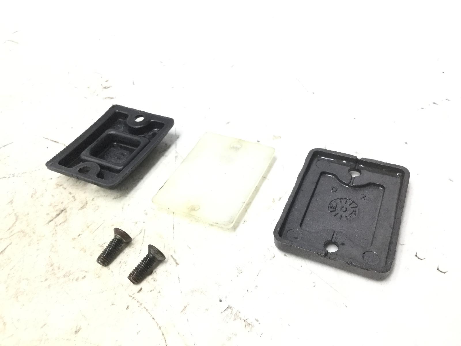 Piaggio zip 2t 50 coperchio olio pompa freno anteriore destra 2000 2004 c25000