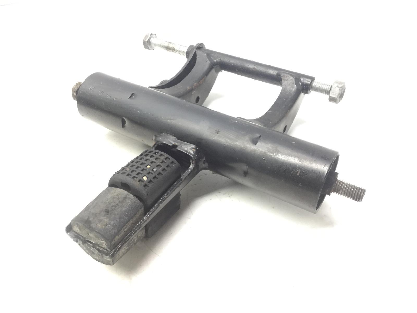 Piaggio zip 2t 50 staffa supporto motore 2000 2004 c25000