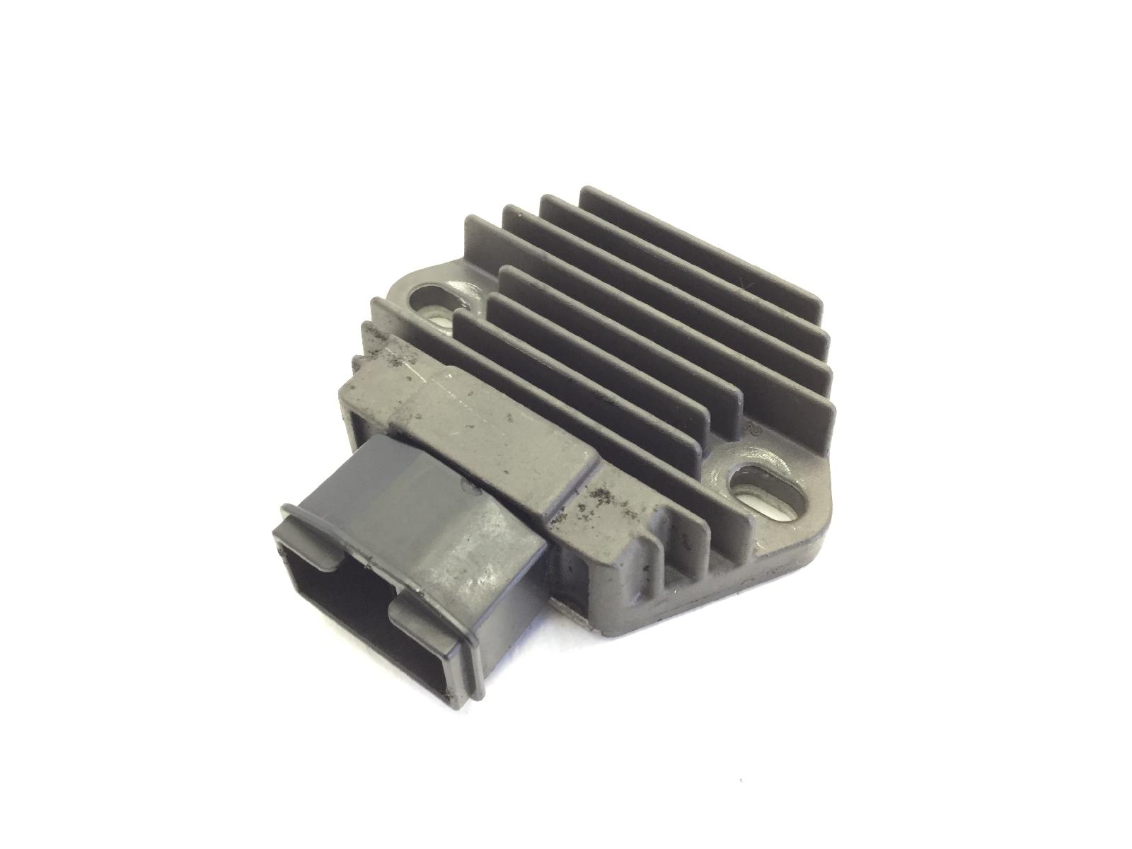 Honda pantheon 2t 125 regolatore di tensione 1998 1998 zdcjf05a0wf