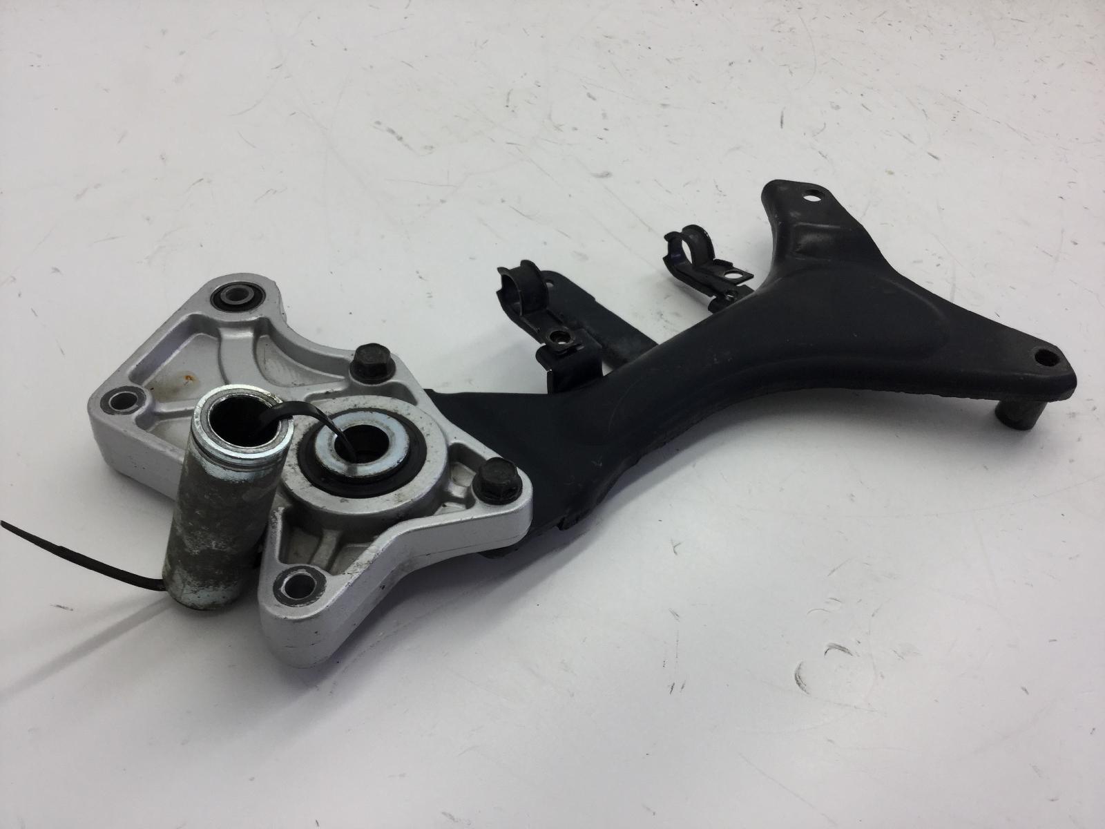 Kymco b&w bet win 125 staffa supporto marmitta 2000 2002 s30010
