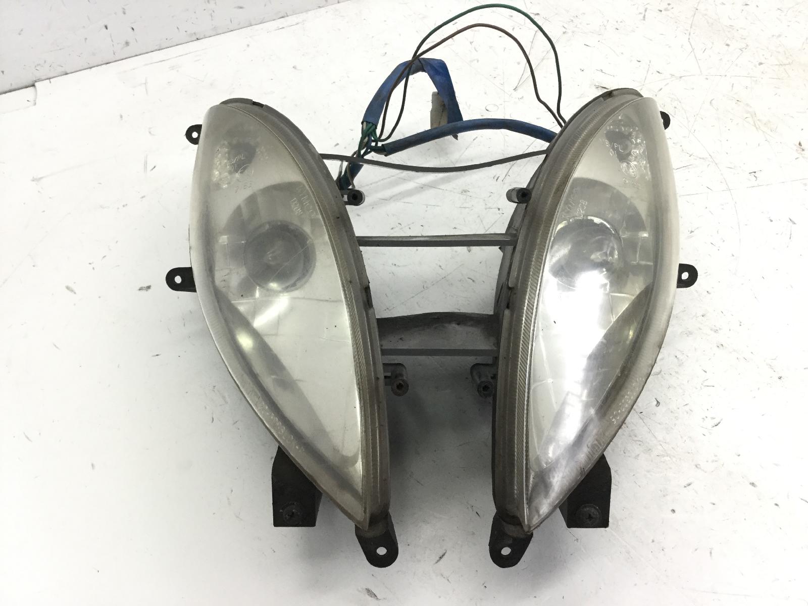 Kymco b&w bet win 125 faro fanale anteriore 2000 2002 s30010