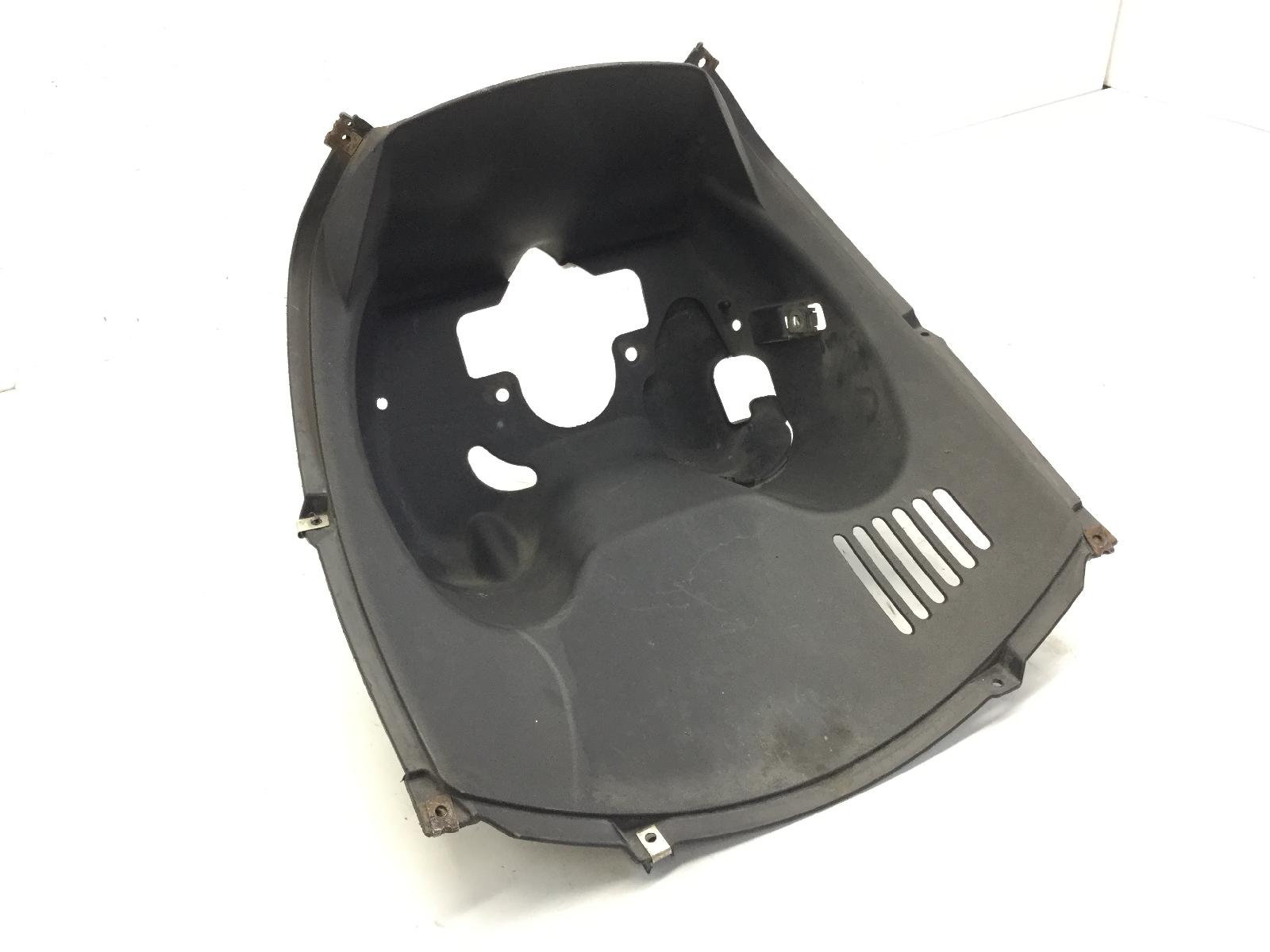 Piaggio carnaby 200 carena vano ruota anteriore 2007 2008 m60100