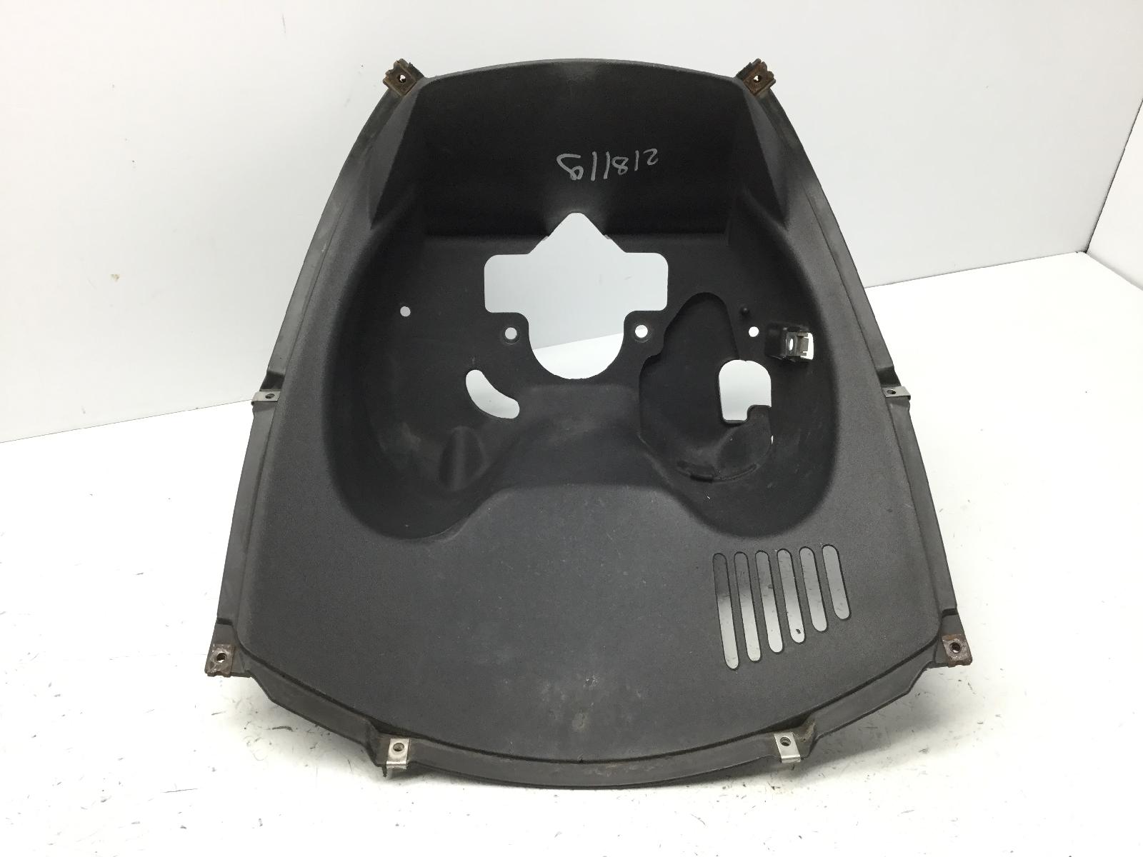 Piaggio carnaby 200 carena vano ruota anteriore 2007 2008 m60100