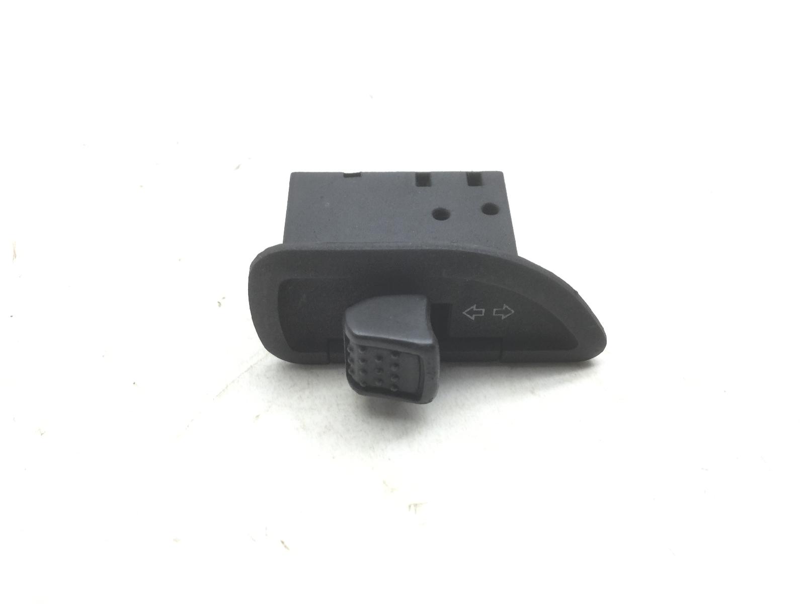 Piaggio carnaby 200 tasto pulsante frecce lampeggiatori indicatori 2007 2008 m60100