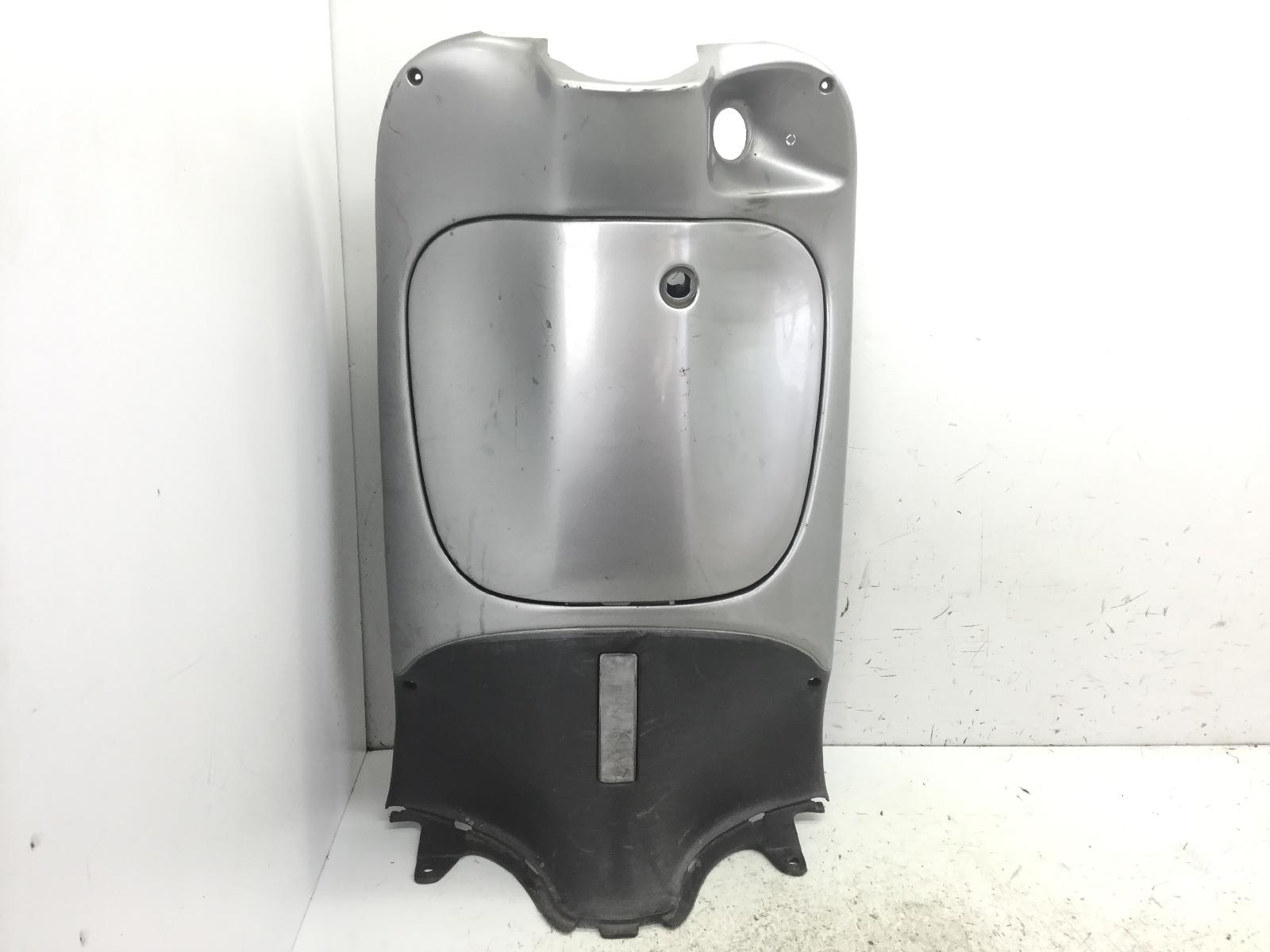 Aprilia scarabeo 4t 100 carena controscudo retroscudo - attacco rotto 2001 2004 sa000