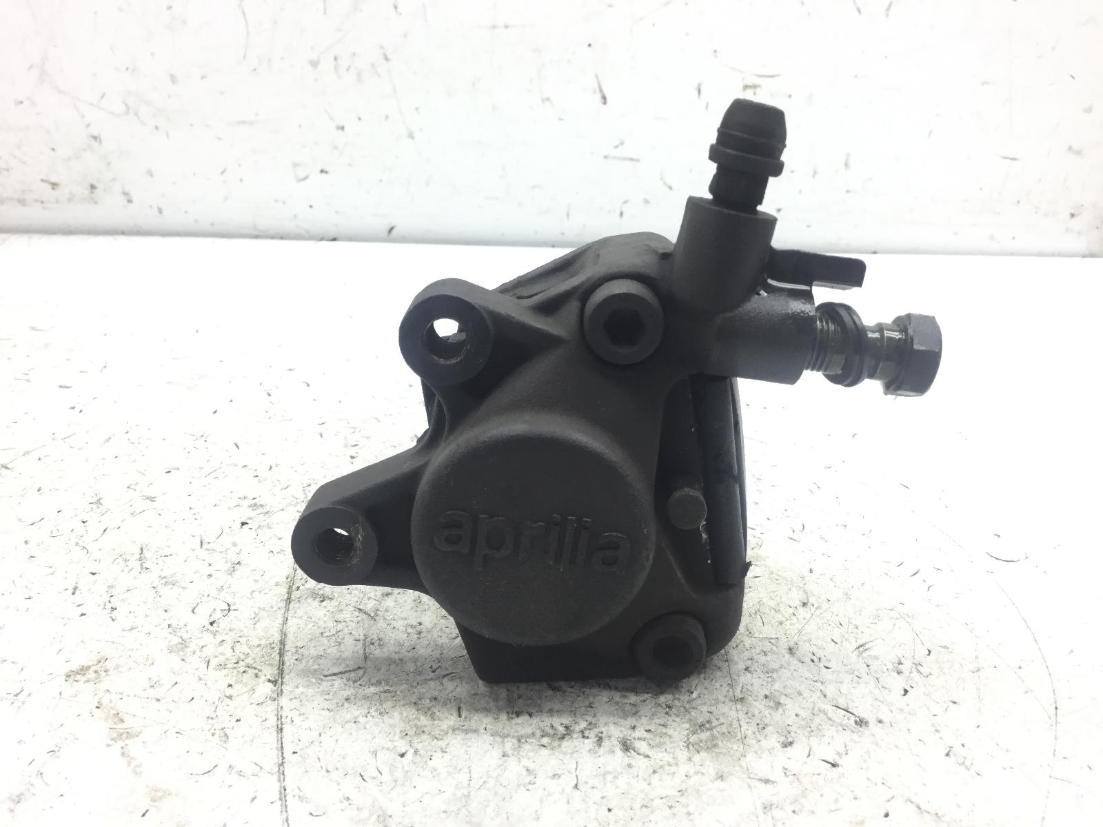 Aprilia scarabeo 4t 100 pinza freno anteriore - interasse: 43 mm 2001 2004 sa000