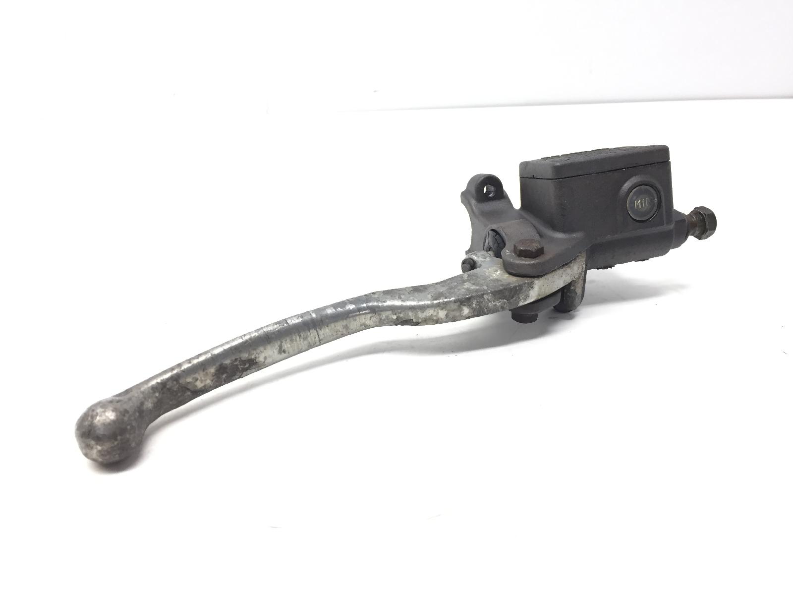 Aprilia scarabeo 4t 100 pompa freno anteriore destra e leva 2001 2004 sa000