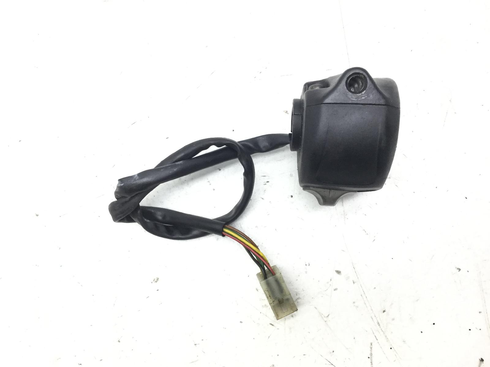Aprilia scarabeo 4t 100 devio commutatore luci accensione destro 2001 2004 sa000