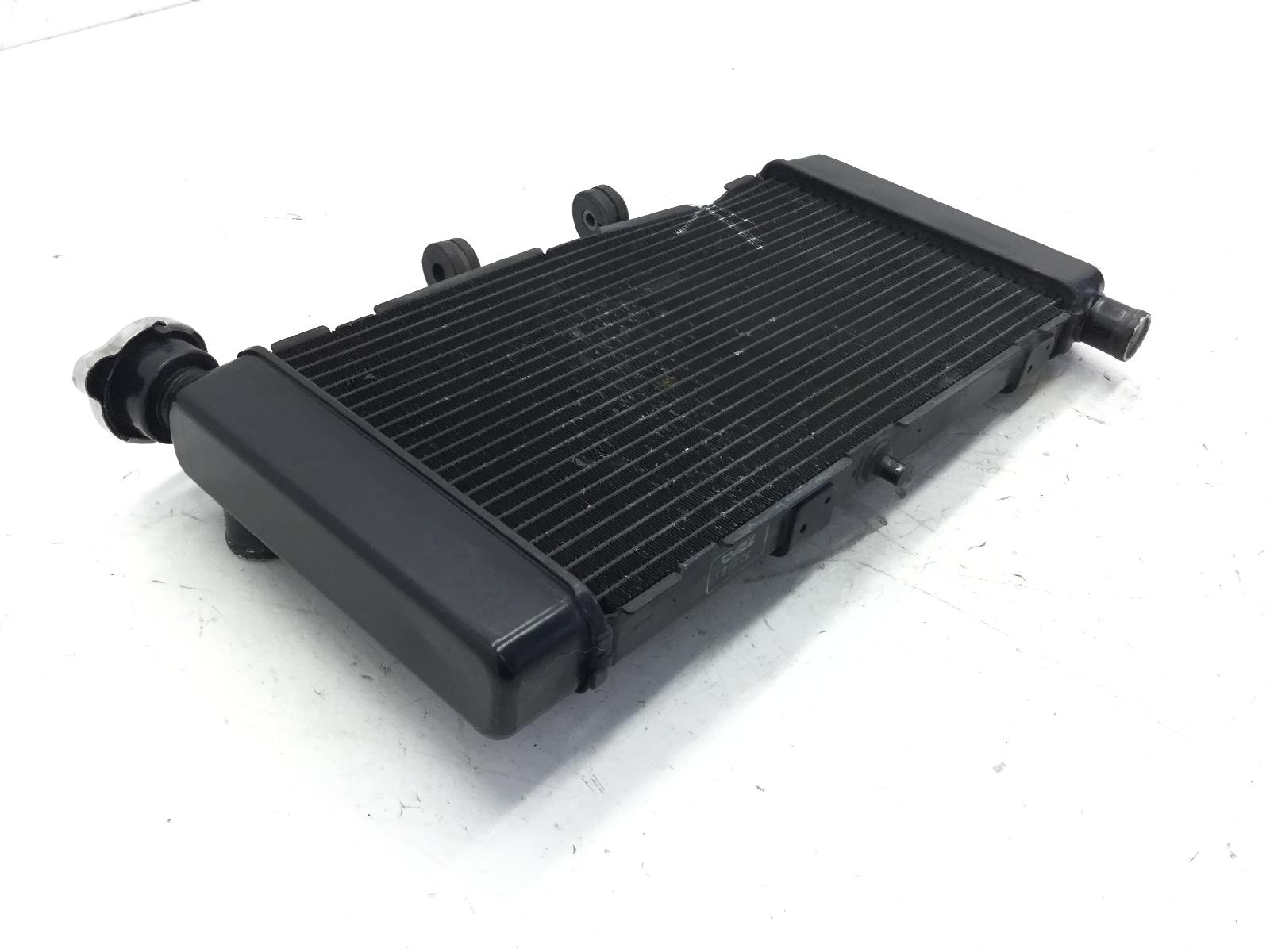Honda integra 700 radiatore e tappo con ammaccatura 2012 2012 jh2rc62axck