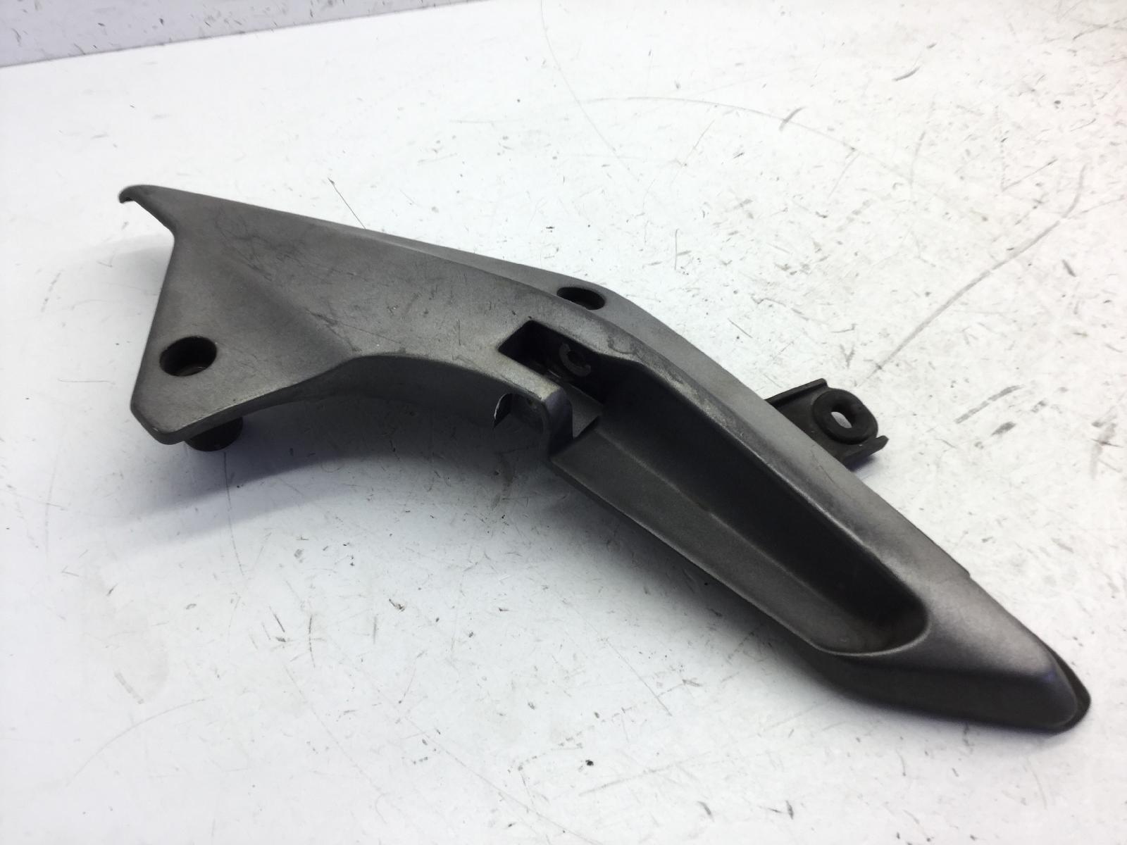 Honda silver wing 400 supporto pedana posteriore poggiapiede sinistro 2006 2006 jh2nf01a97k