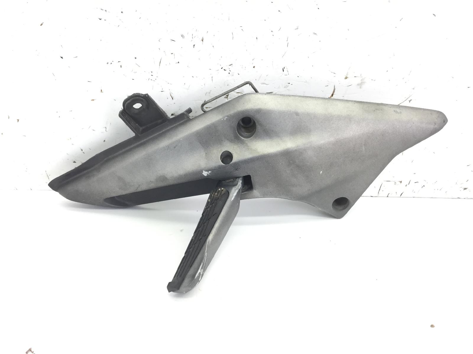 Honda silver wing 400 pedana posteriore poggiapiede destra e supporto 2006 2006 jh2nf01a06k
