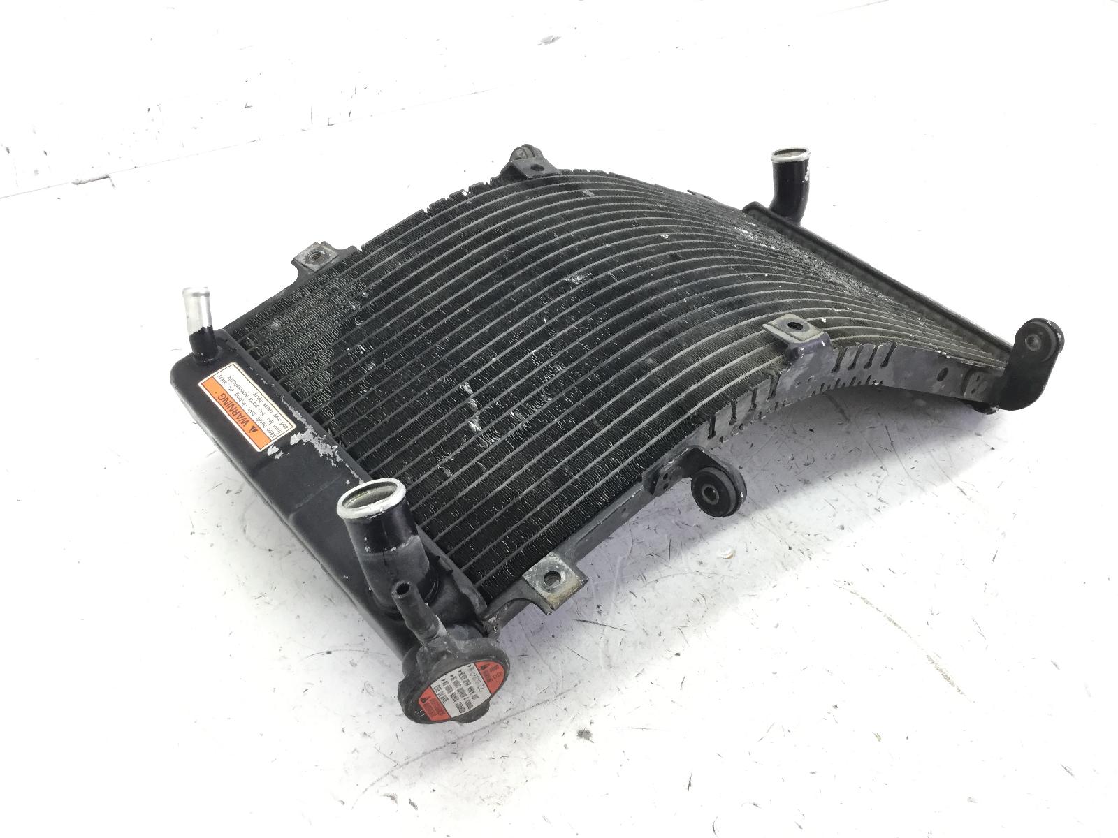 Suzuki gsx-r 600 radiatore storto e tappo 1998 1998 ad111