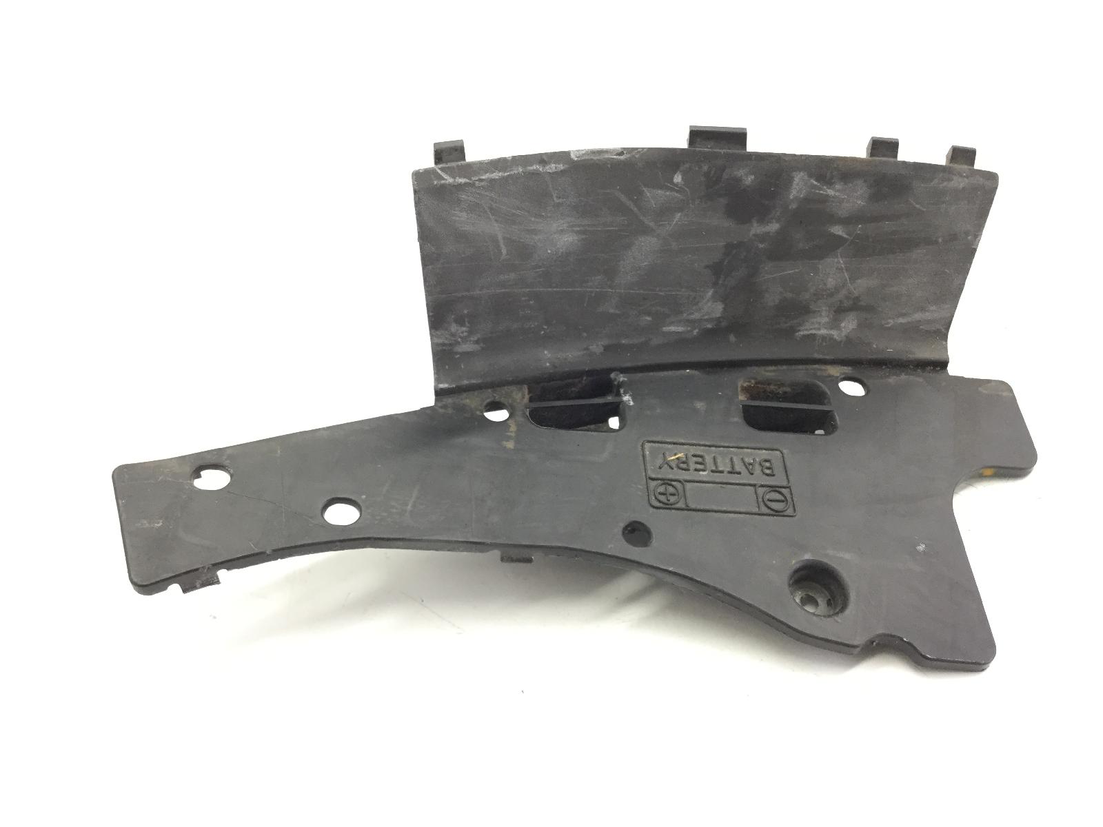 Suzuki burgman uh 200 carena tappo vano batteria 2009 2009 cd111