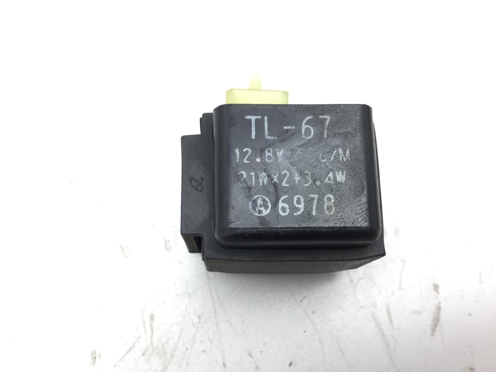 Suzuki burgman uh 200 rele' intermittenza frecce lampeggiatori 2009 2009 cd111