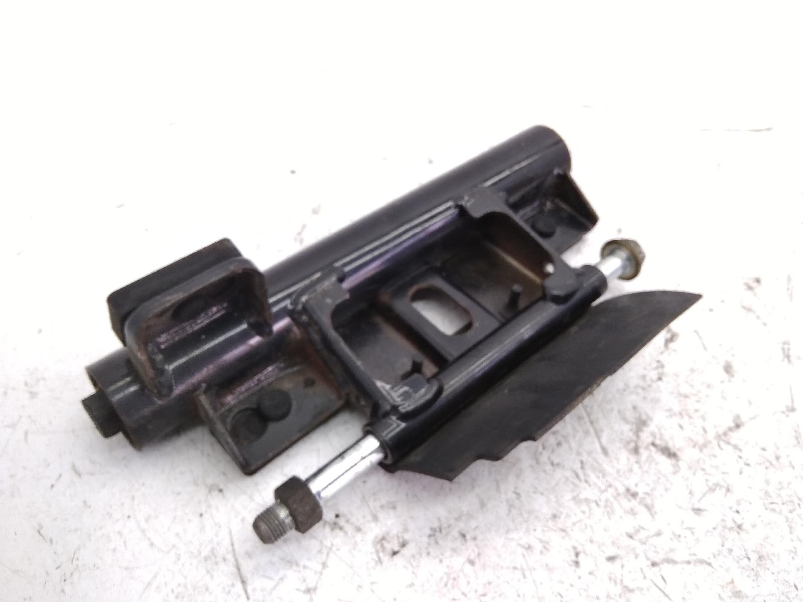 Suzuki burgman 125 staffa supporto motore 2002 2002 bp111