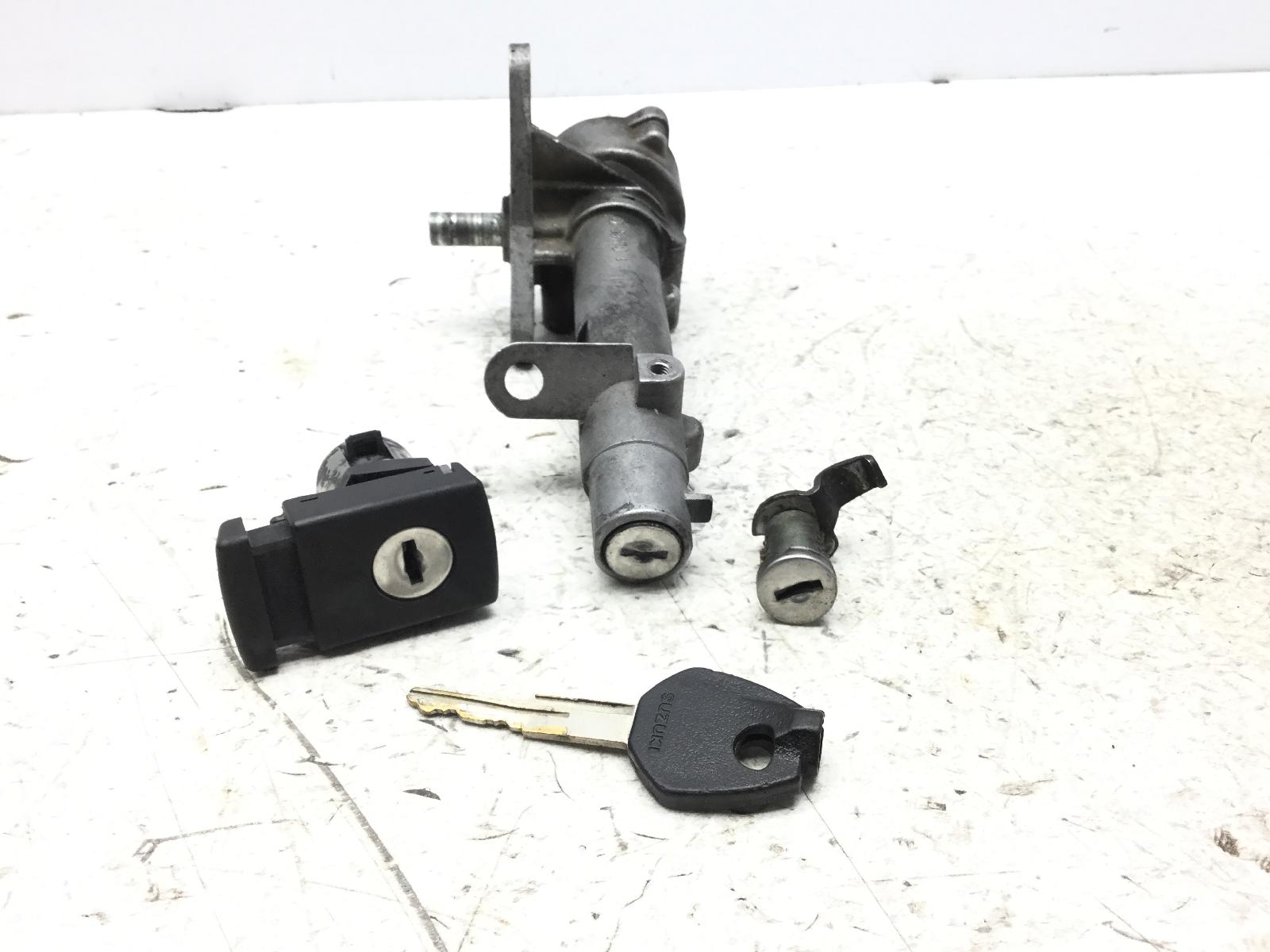 Suzuki burgman 125 blocchetto accensione chiave 2002 2002 bp111