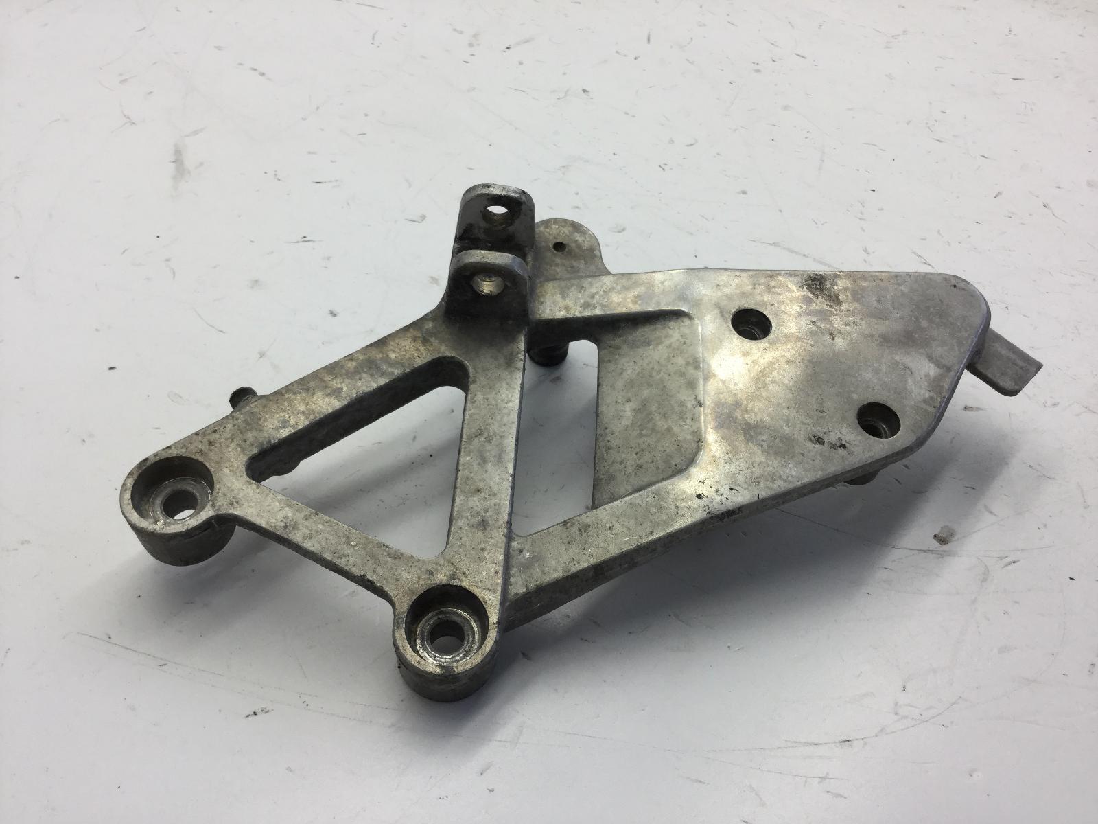 Honda vfr f 750 supporto pedana anteriore destra 1991 1991 vfr750fm