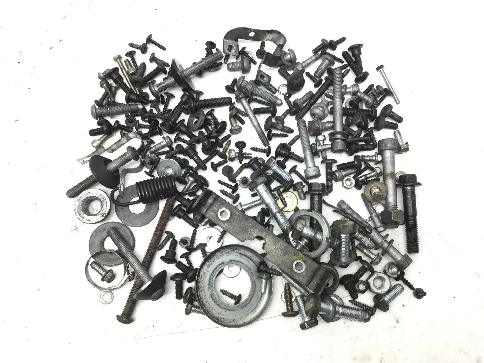Piaggio beverly sport touring 350 kit viti e bulloni assortiti telaio 2011 2014 m6930