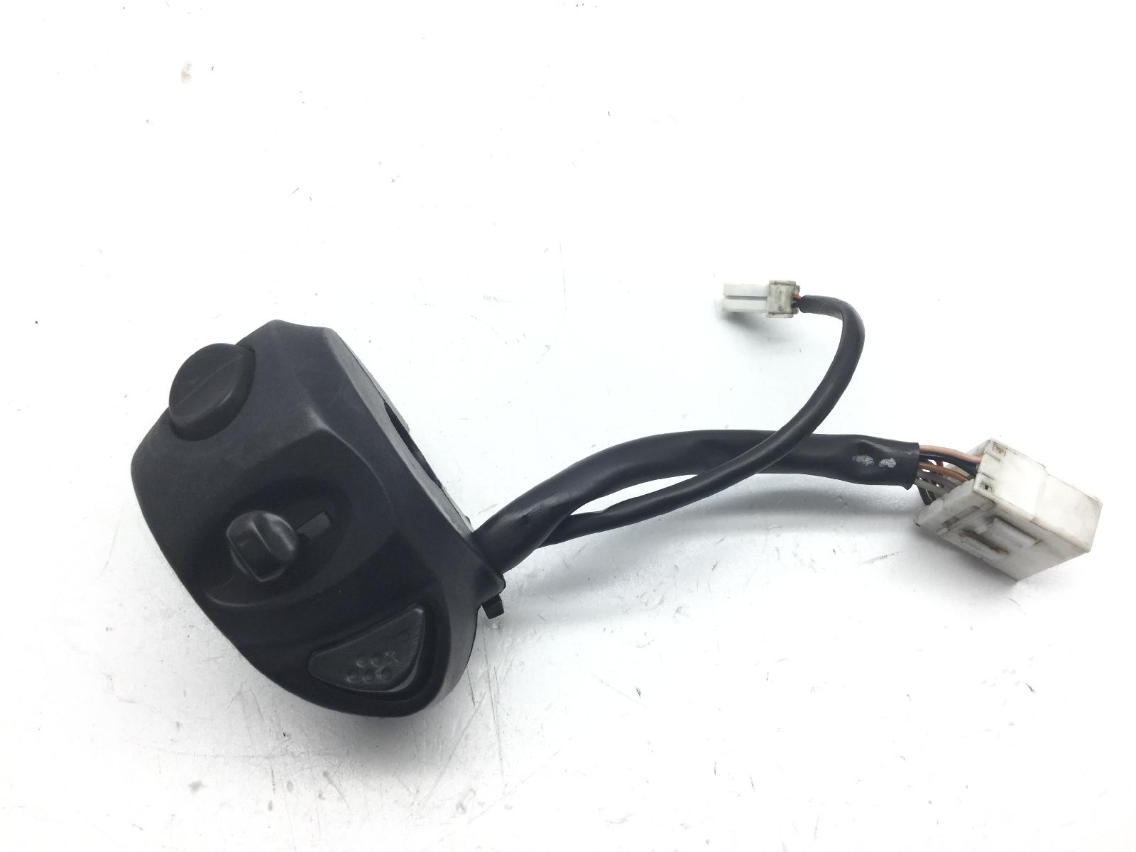 Gilera nexus euro 3 125 devio commutatore luci frecce clacson sinistro 2007 2008 m35500