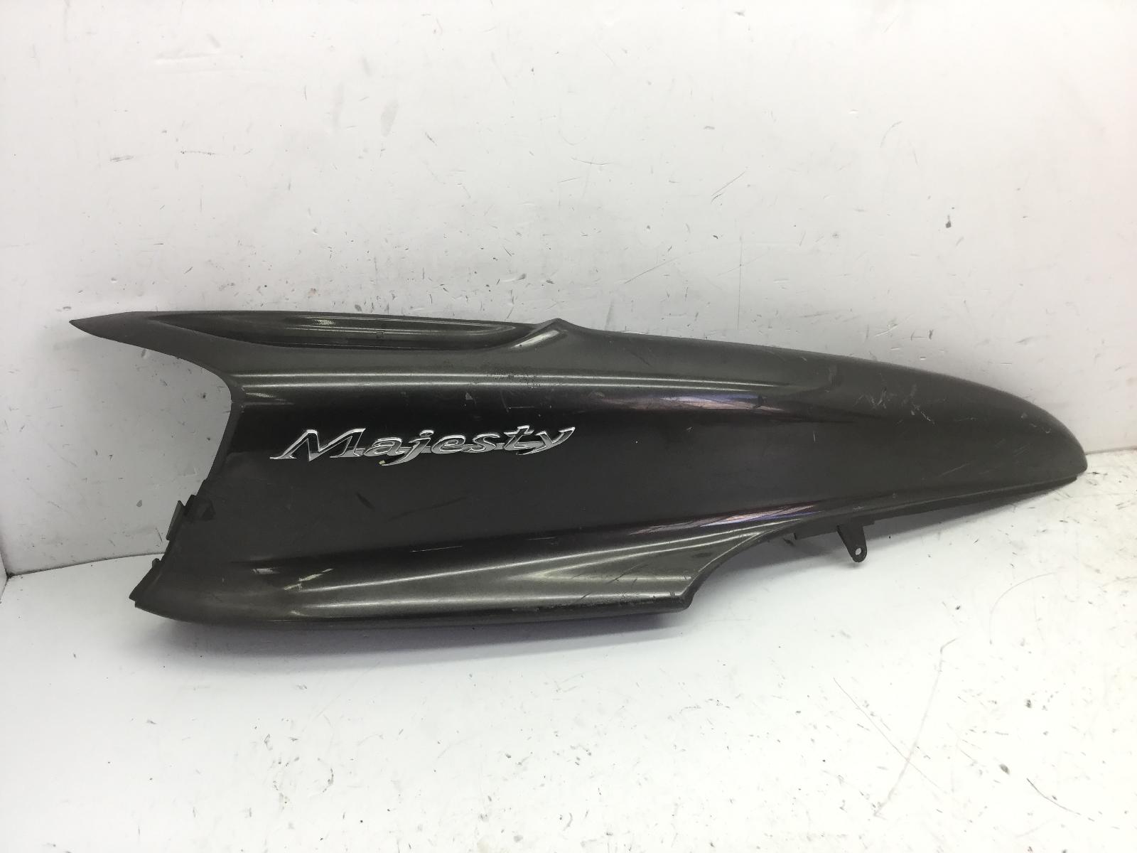 Yamaha majesty yp 250 carena fiancata posteriore destra - rotture 2002 2003 sg048