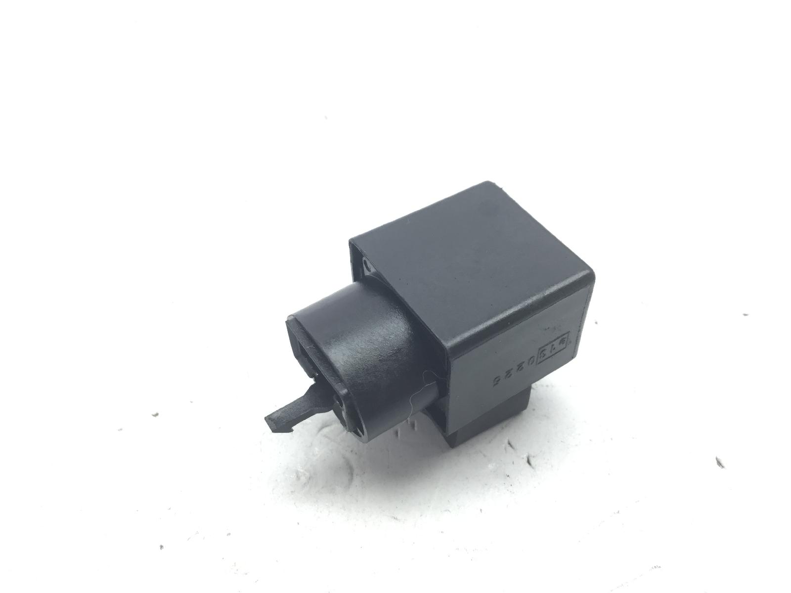 Honda sh 150 rele' intermittenza frecce lampeggiatori indicatori 2000 2004 kf04a