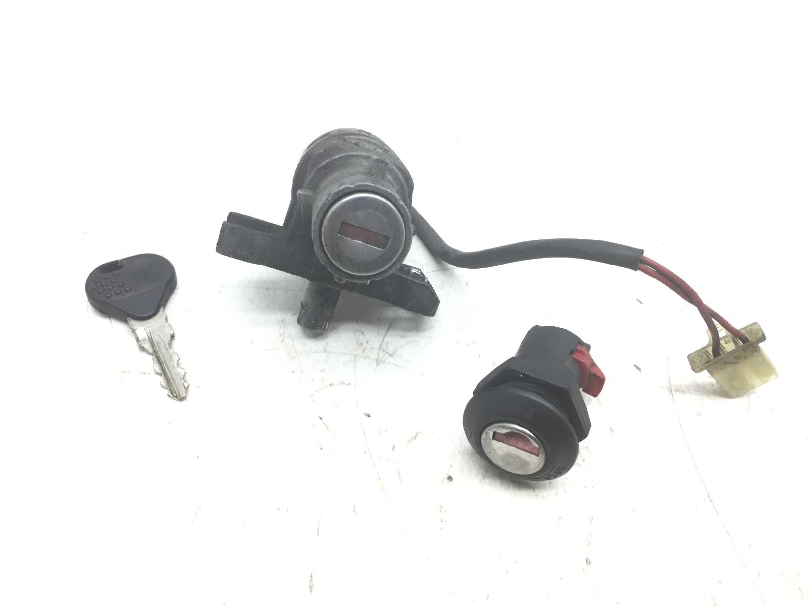 Honda sh 150 blocchetto accensione con chiave e serratura 2000 2004 kf04a